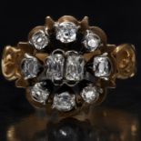 DIAMOND CLUSTER RING