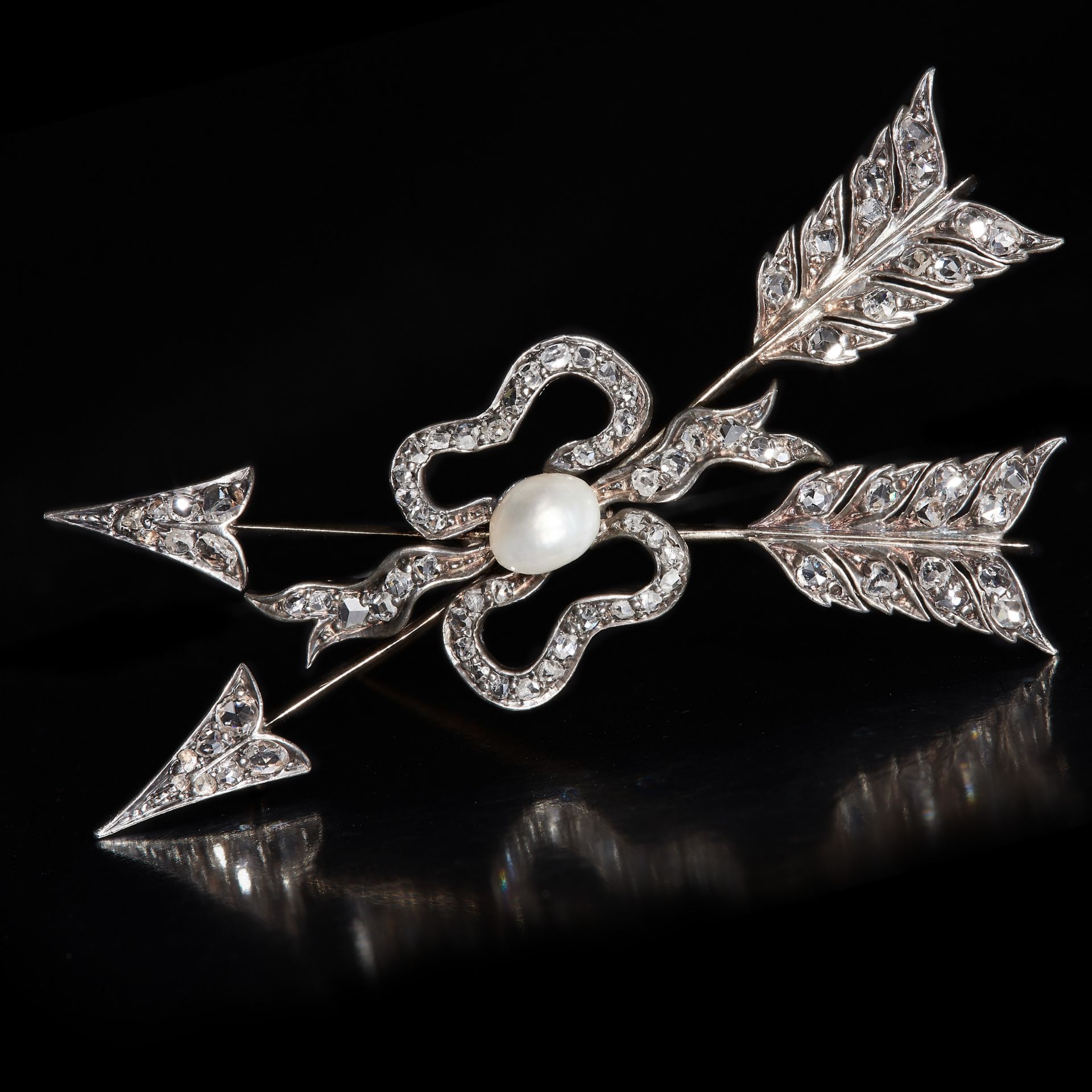 VICTORIAN CERTIFICATED NATURAL SALTWATER PEARL AND DIAMOND DOUBLE ARROW BROOCH