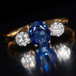 SAPPHIRE AND DIAMOND 3-STONE RING