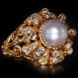 PEARL AND DIAMOND CLUSTER RING