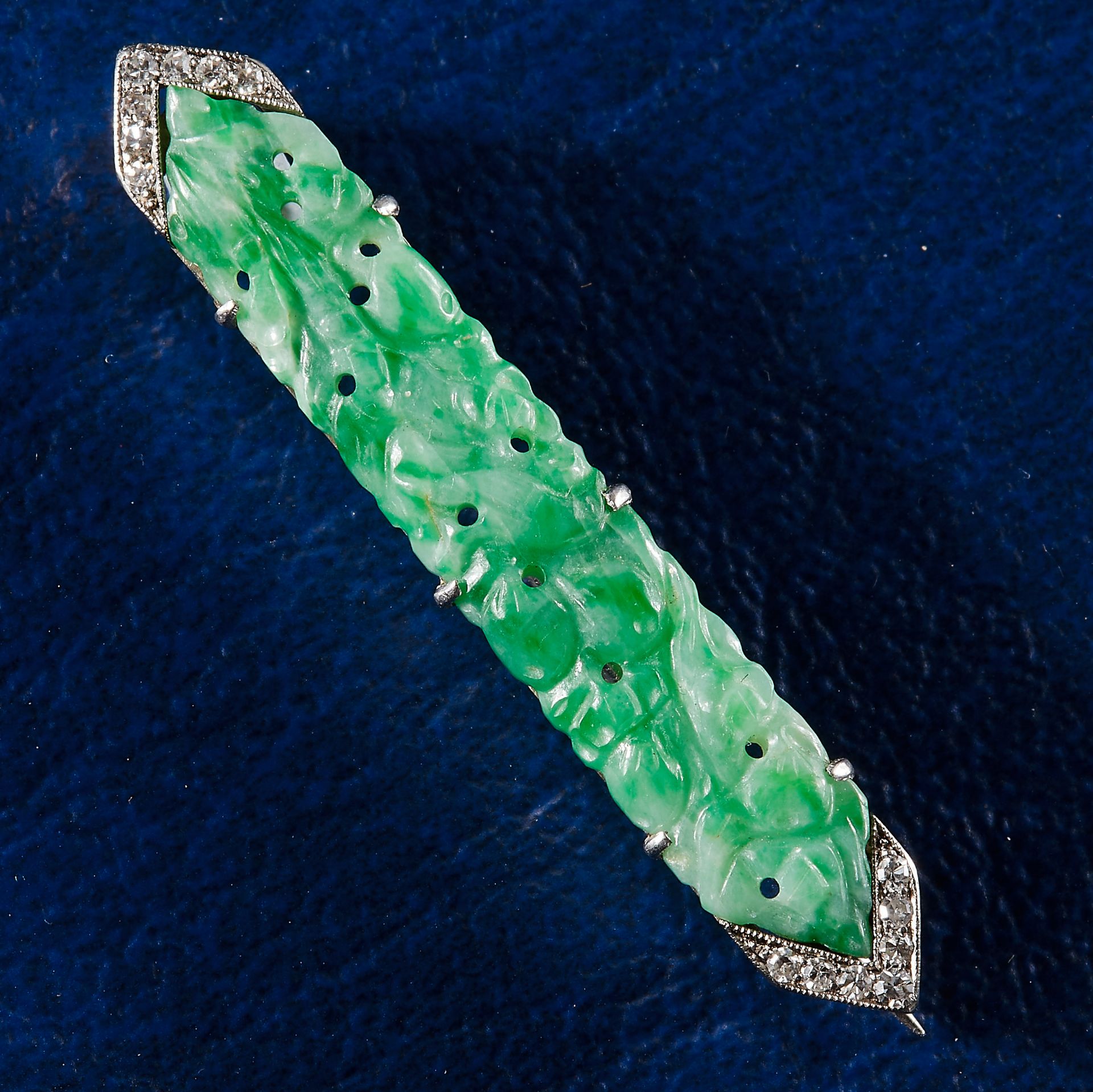 ART-DECO CARVED JADE AND DIAMOND BROOCH