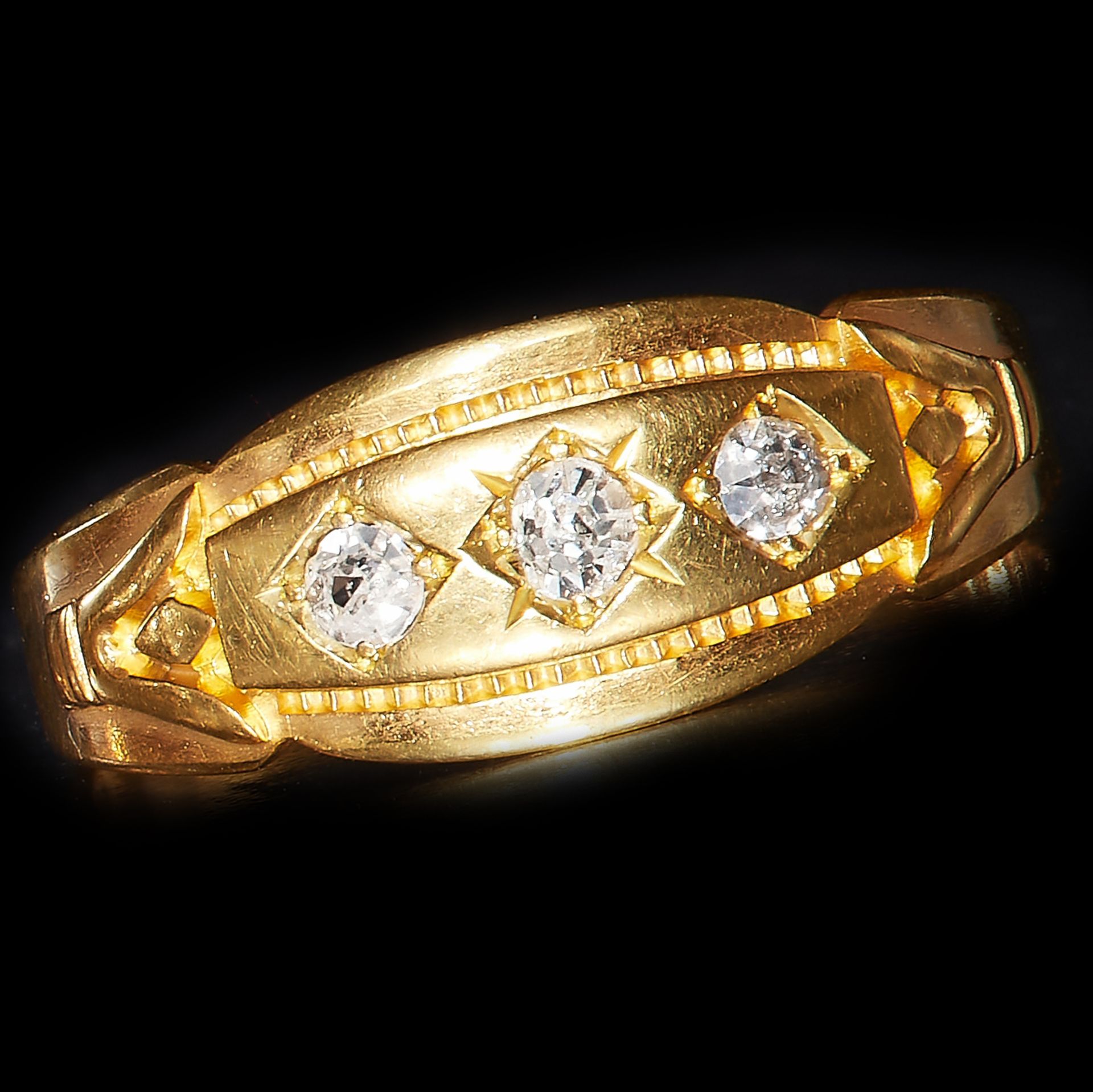 VICTORIAN 18 CT GOLD THREES STONE DIAMOND RING