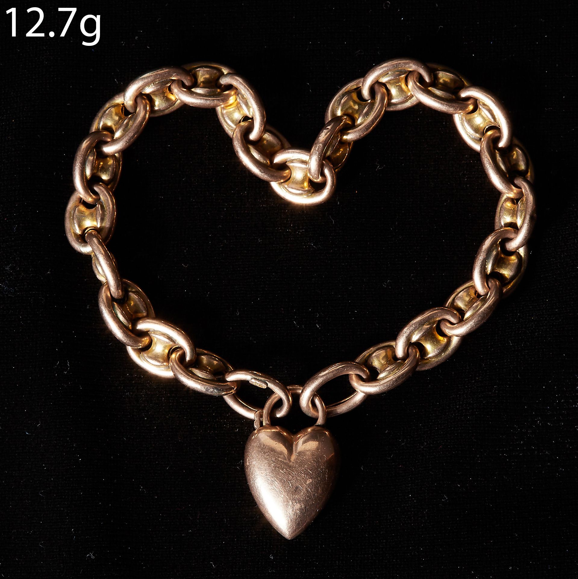 LINK BRACELET WITH HEART PADLOCK CLASP