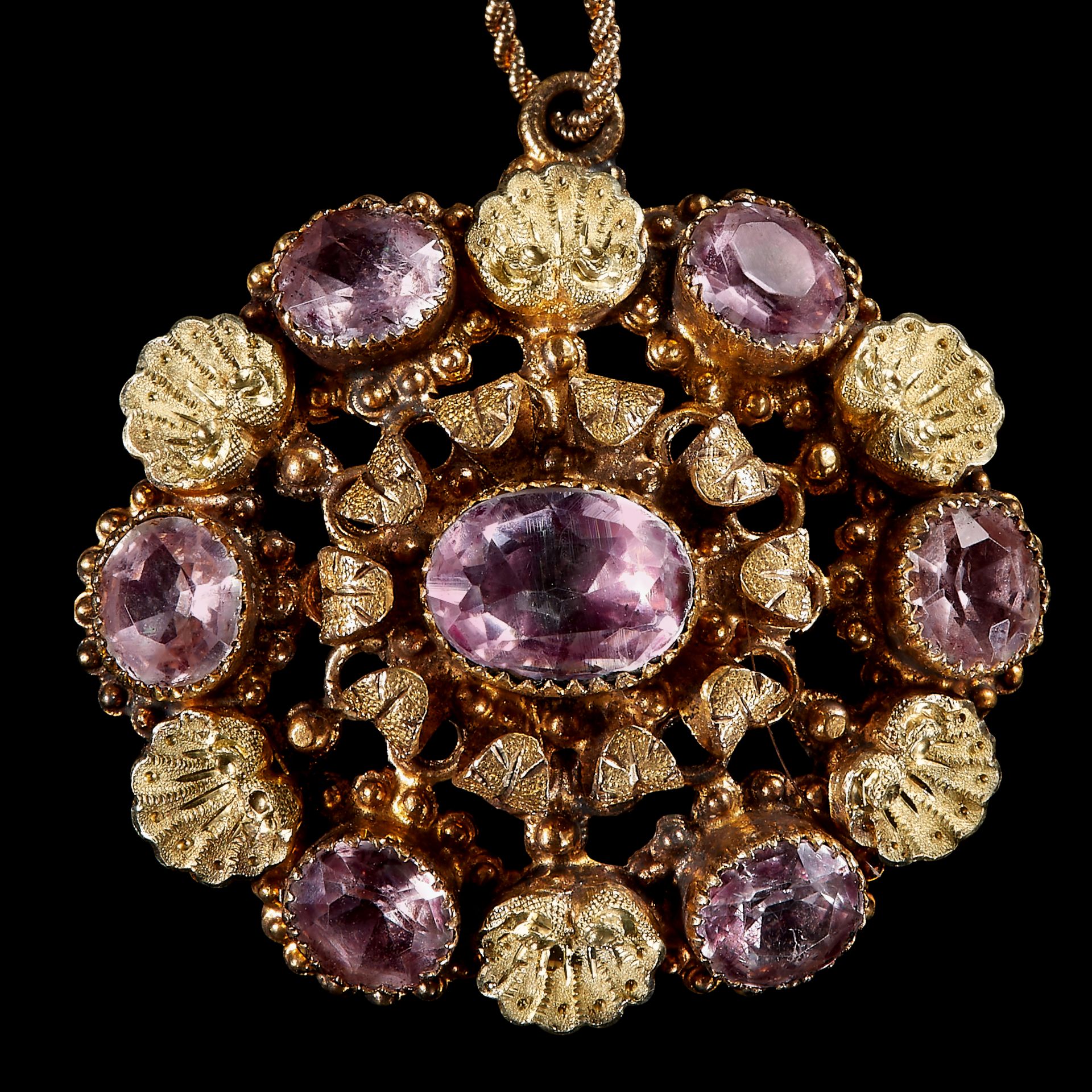 A GEORGIAN PINK TOPAZ PENDANT/BROOCH