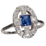 ART DECO SAPPHIRE AND DIAMOND RING