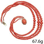 FINE 3-ROW CORAL NECKLACE WITH CORAL SET CLASP