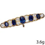 FINE SAPPHIRE AND DIAMOND BROOCH,