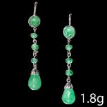 FINE PAIR OF EMERALD EARRINGS.