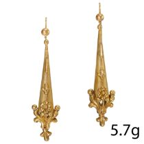 FINE PAIR OF ANTIQUE DROP EARRINGS