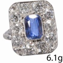 SAPPHIRE AND DIAMOND CLUSTER RING