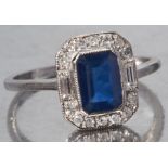 ART-DECO SAPPHIRE AND DIAMOND CLUSTER RING