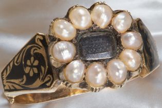 GEORGIAN PEARL AND ENAMEL MEMORI RING