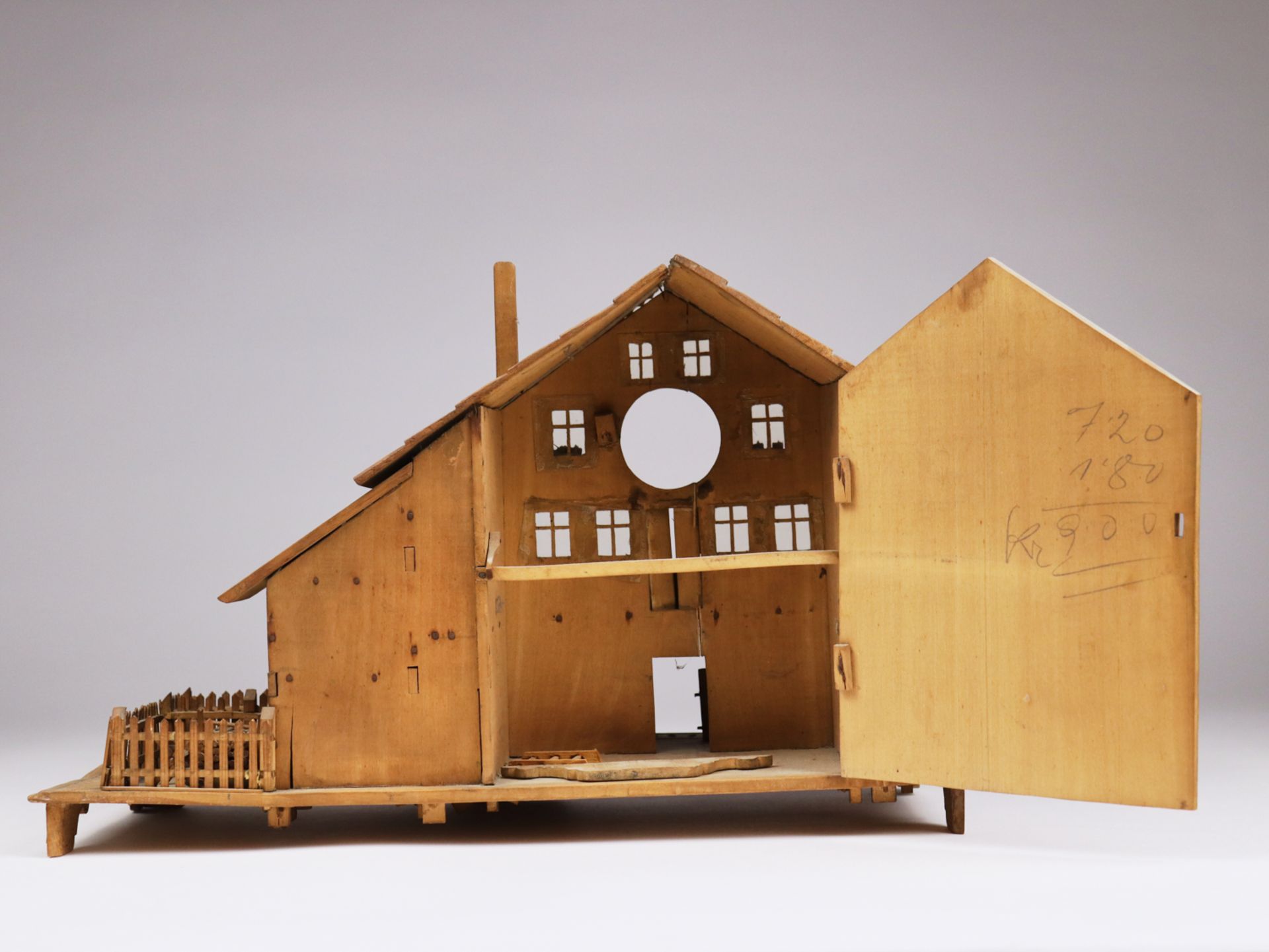 Bauernhausmodell - Bild 4 aus 5