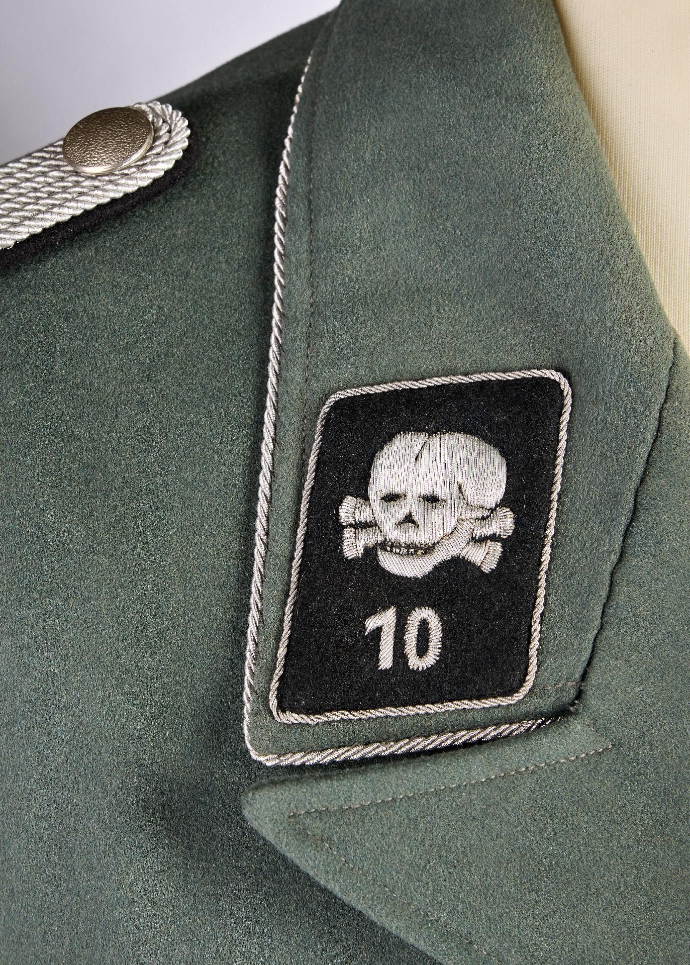 Allgemeine SS : Uniform eines Untersturmführers (Totenkopfverbände) - Bild 6 aus 9