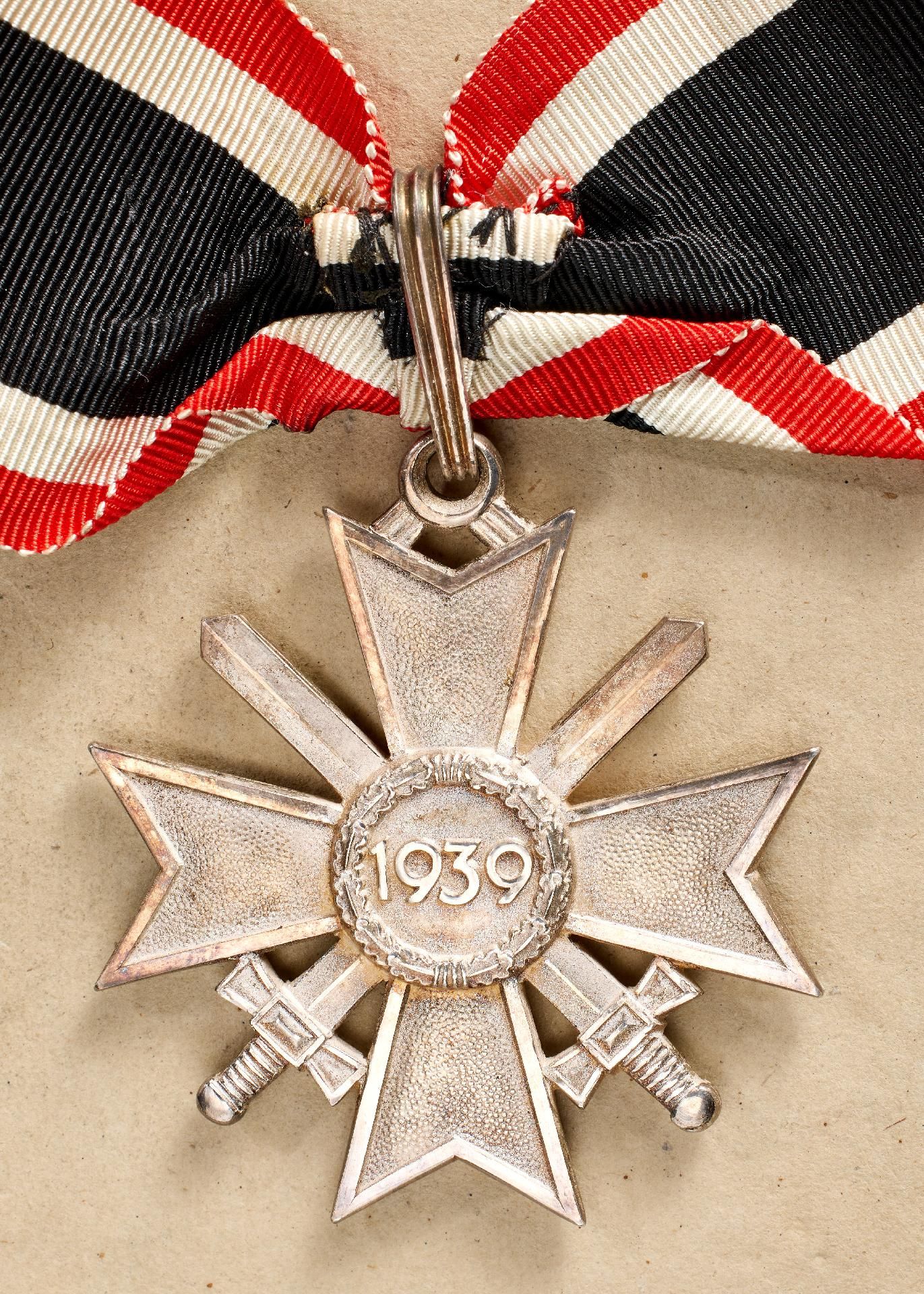 Kriegsverdienstkreuz : Ritterkreuz des Kriegsverdienstkreuzes mit Schwertern. - Bild 2 aus 7