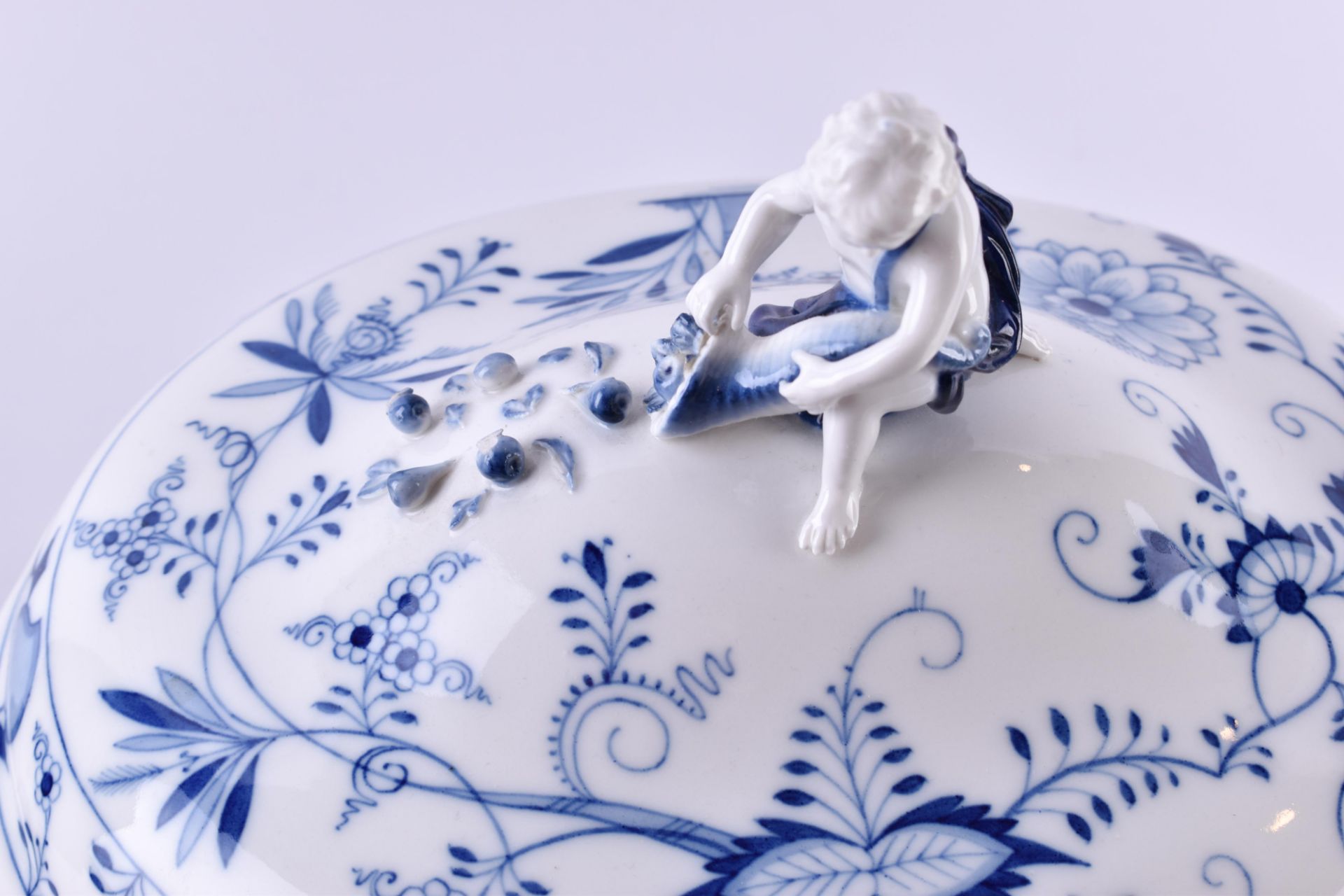 Lid terrine Meissen 19th century - Image 3 of 6