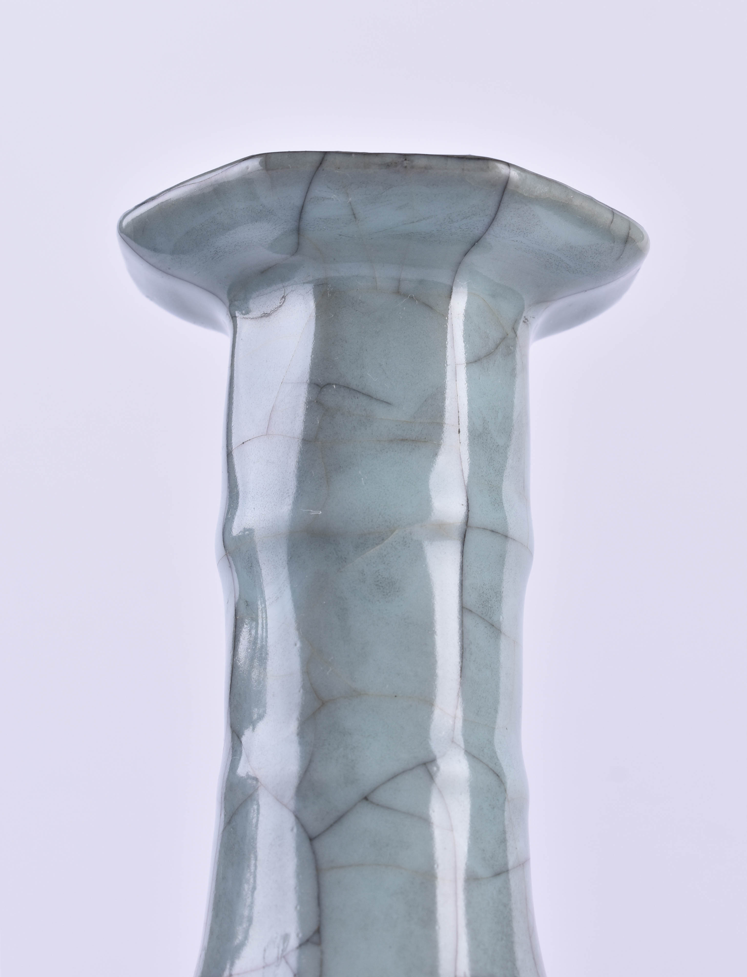 Celadon Vase China Song Style, 18th/19th century - Image 5 of 5