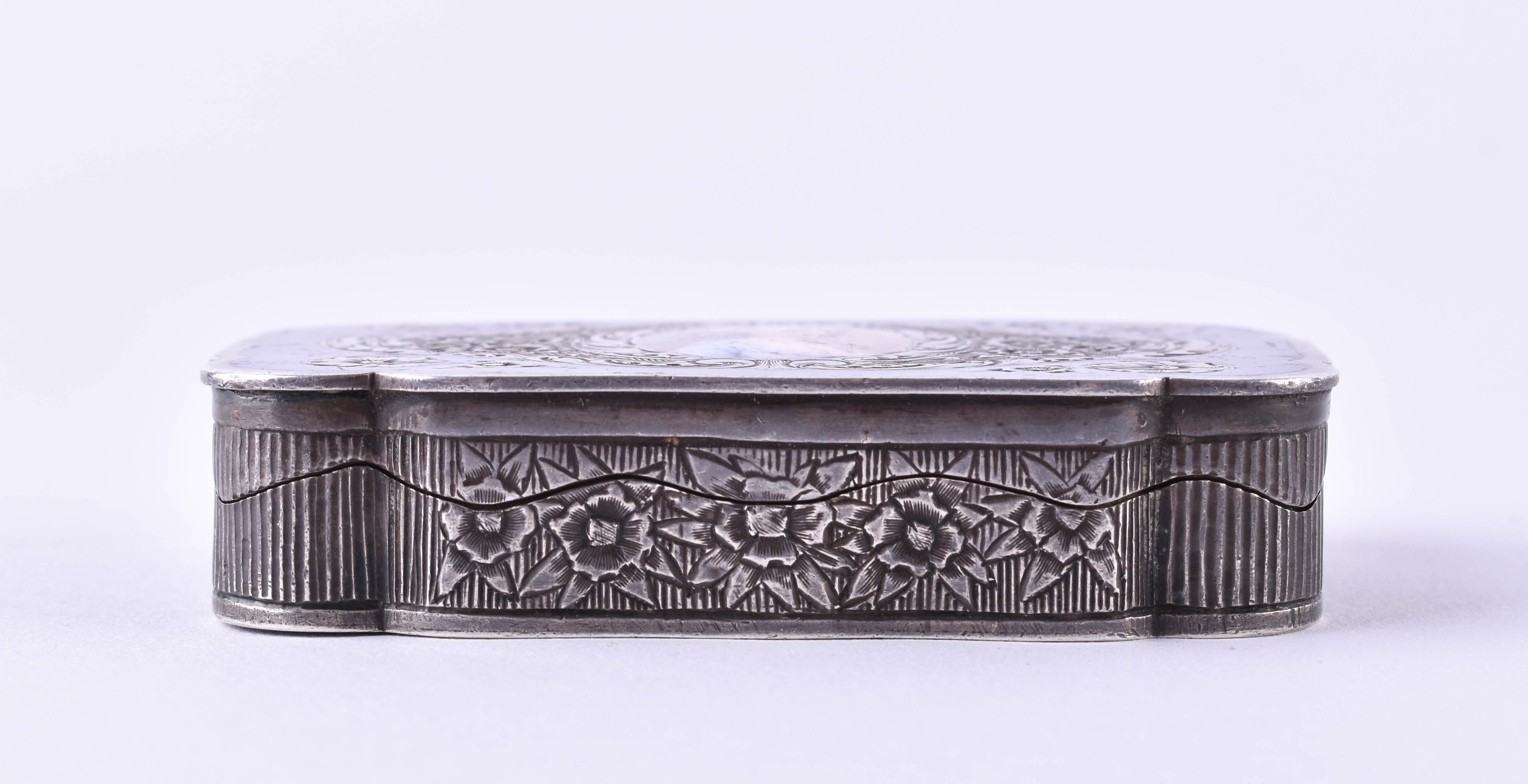 Lidded box Austria 19th century - Image 2 of 6