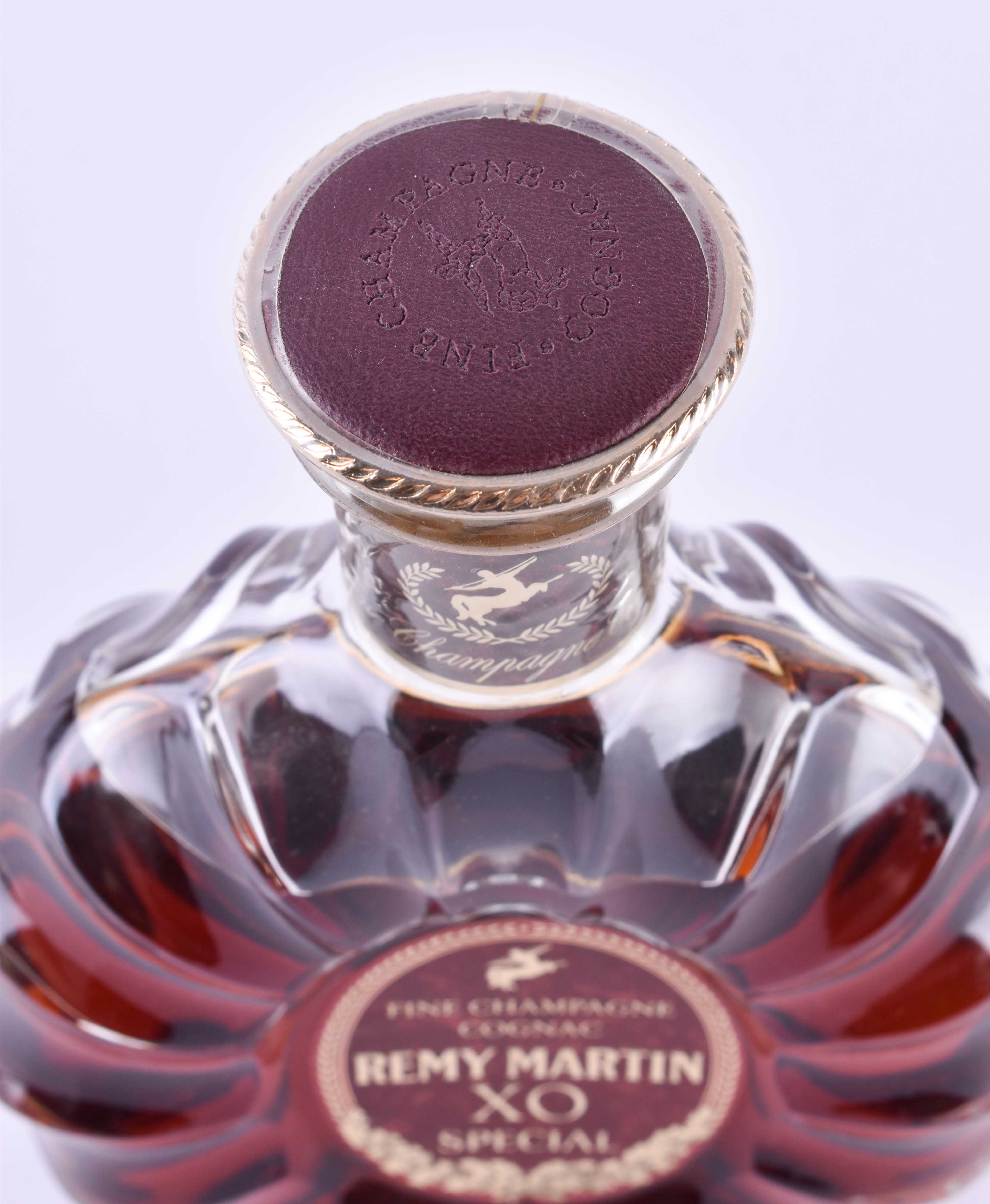 Remy Martin fine champagne XO special cognac - Image 2 of 3