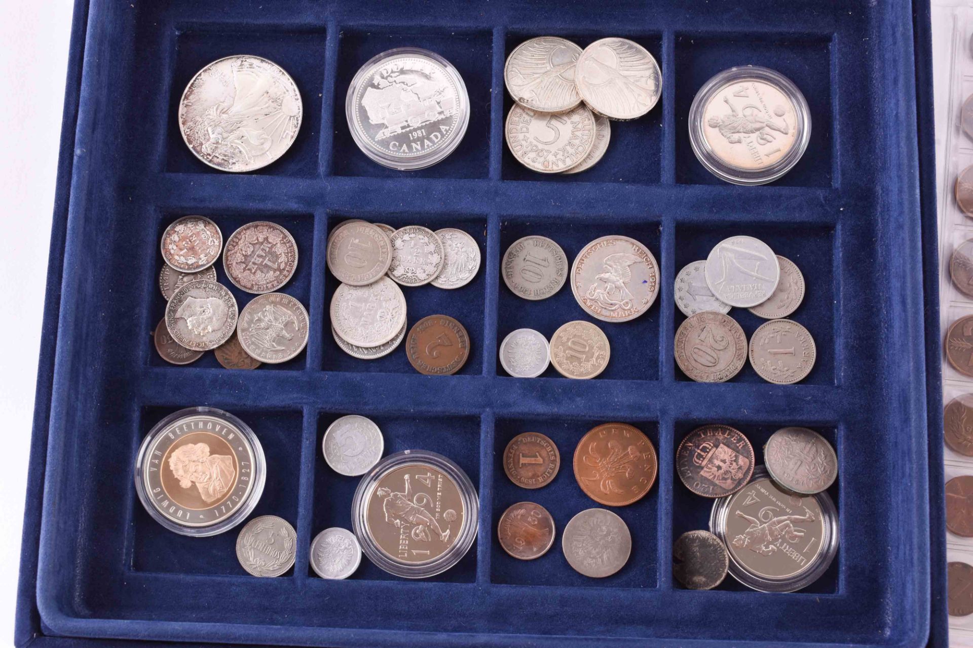 A group of coins all over the world - Image 2 of 3