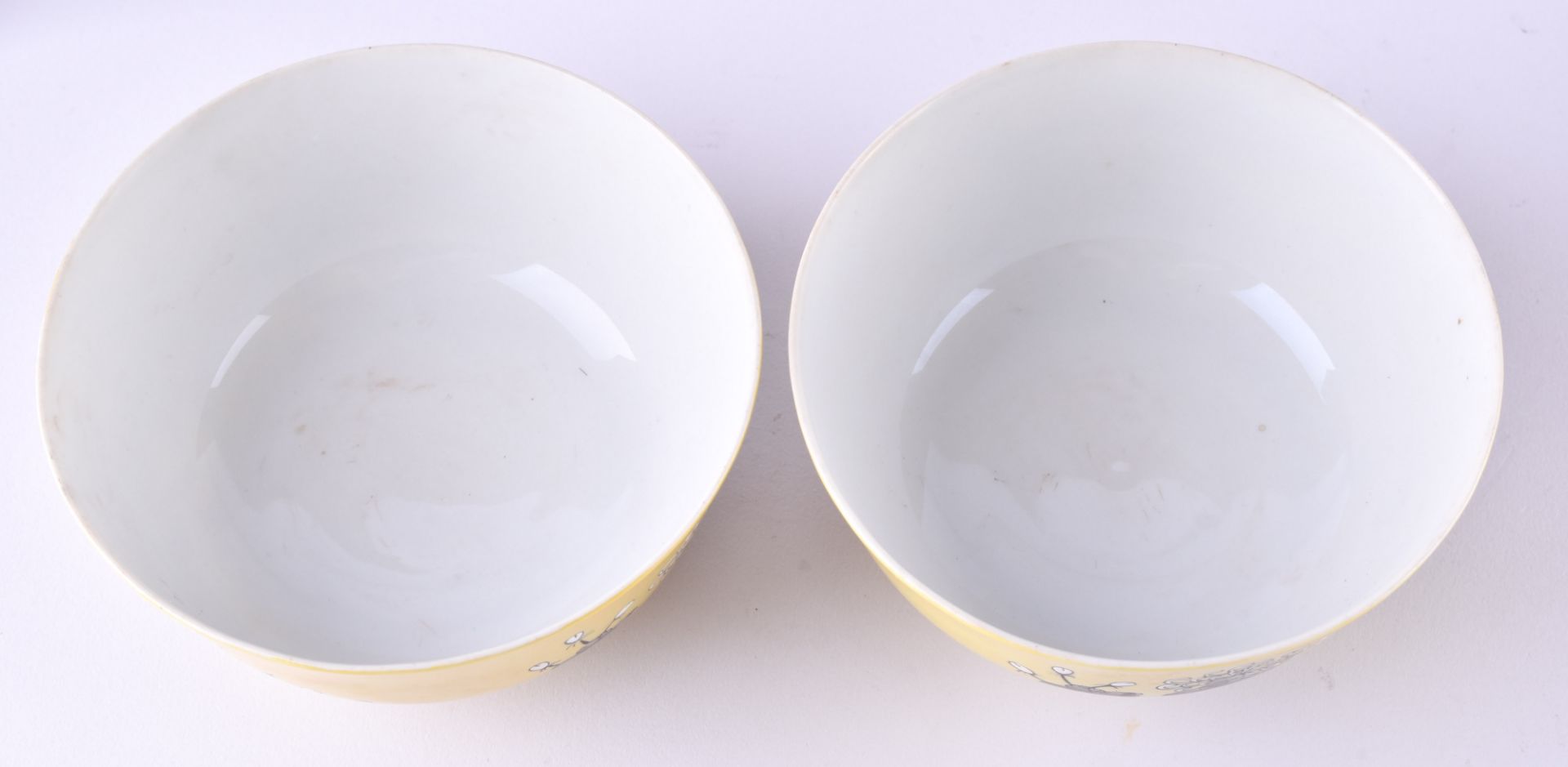 Pair of tea bowls China 19th/20th century - Image 3 of 6