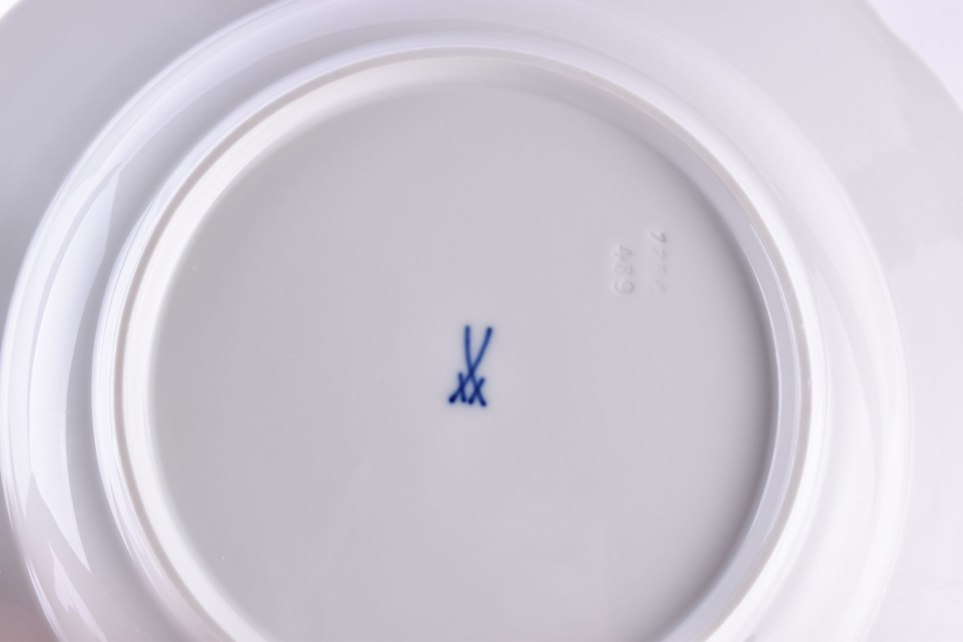 7 Meissen soup plates - Image 3 of 3
