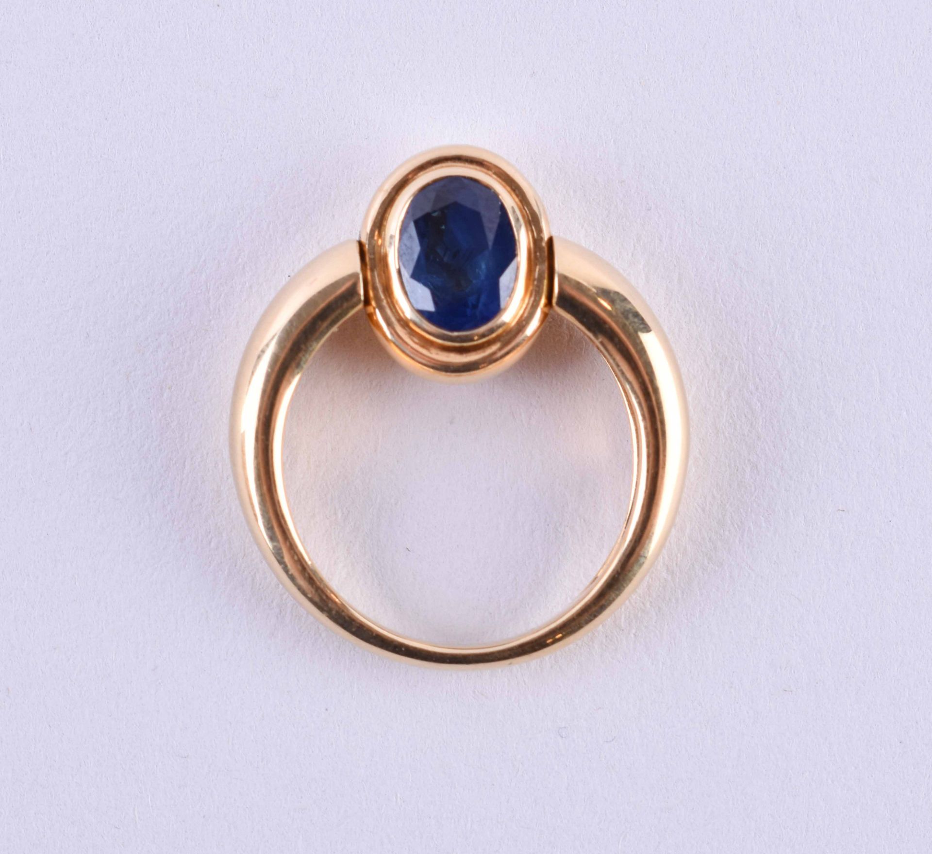 Sapphire and brilliant-cut diamond reversible ring - Image 2 of 5