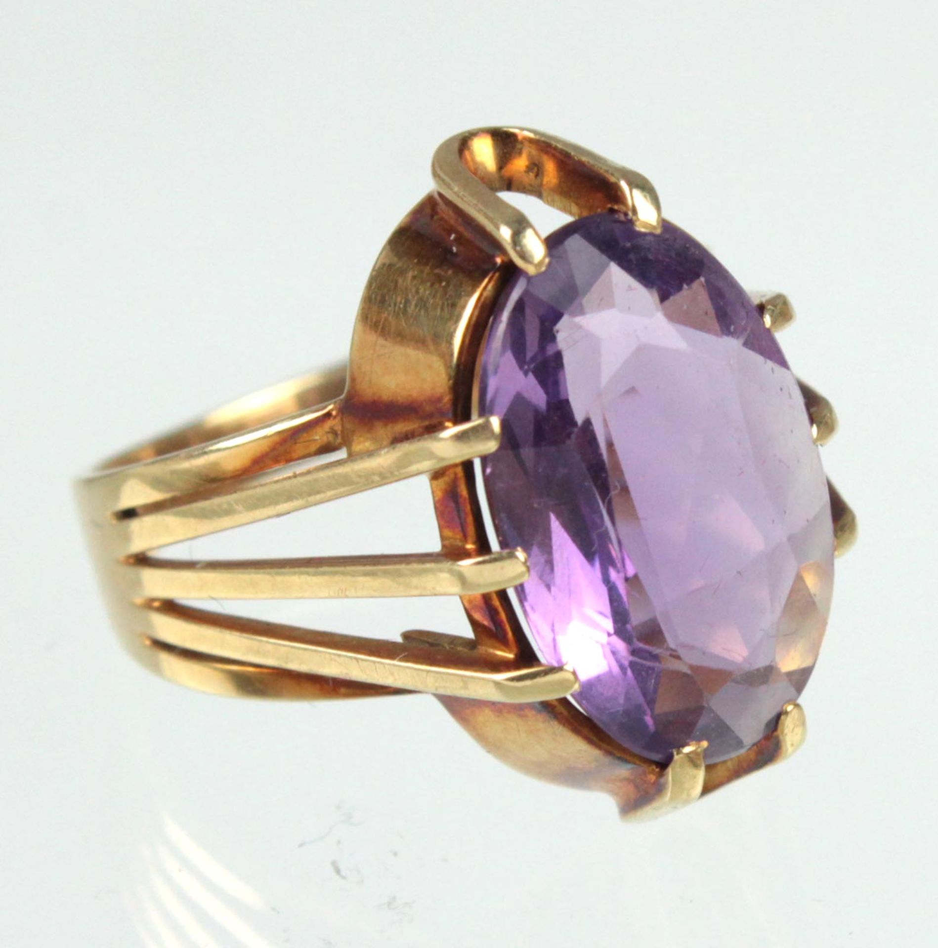 Amethyst Ring - GG 585