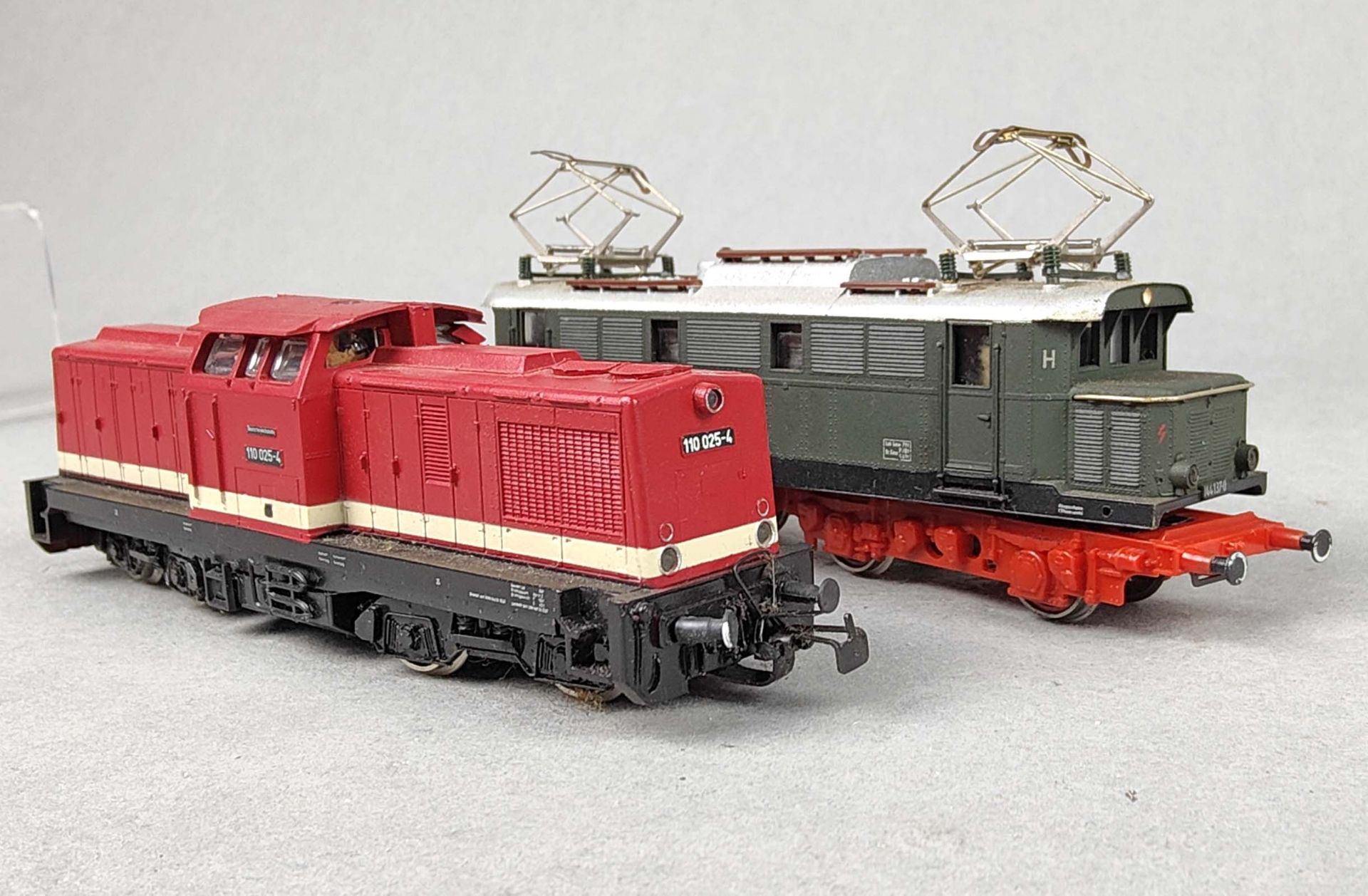 2 Lokomotiven Spur 0