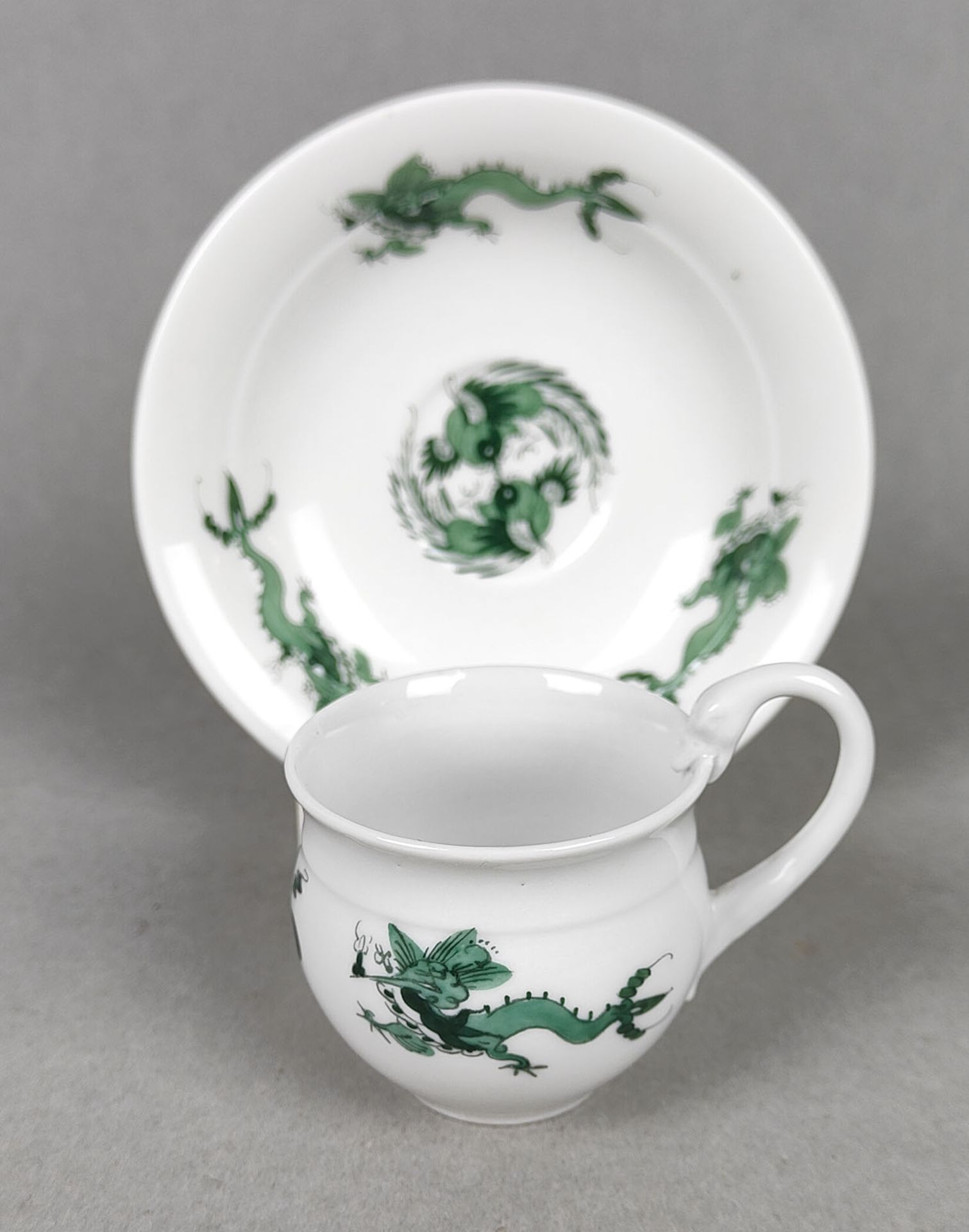 Meissen Schwanenhenkel Gedeck *Reicher Drache*