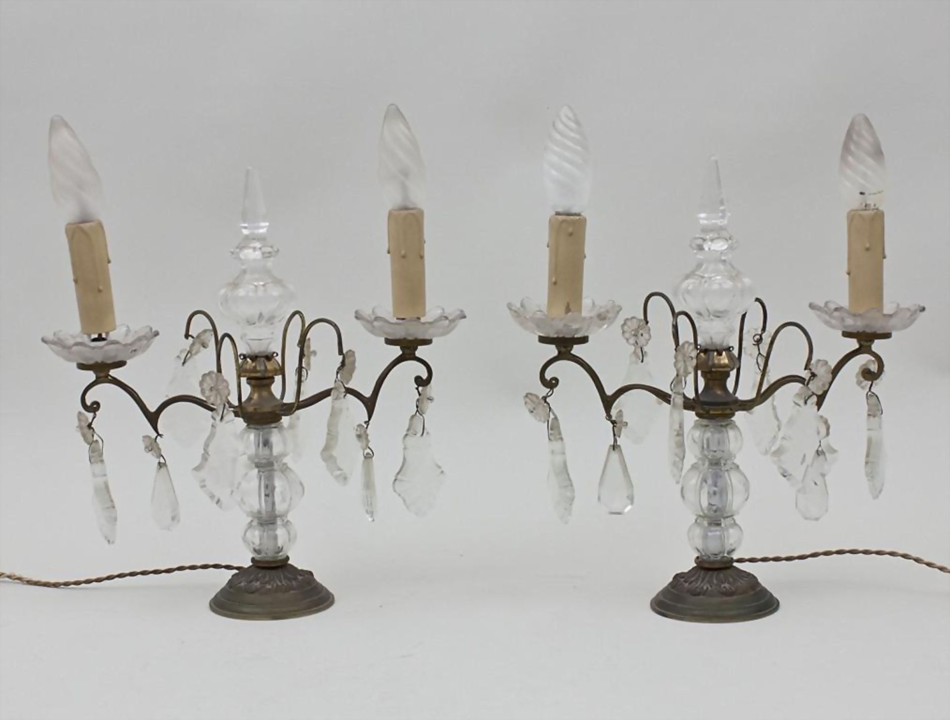 Paar Kristall-Tischleuchter / A Pair of Crystal Candelabra, Frankreich, 1. Hälfte 20. Jh.