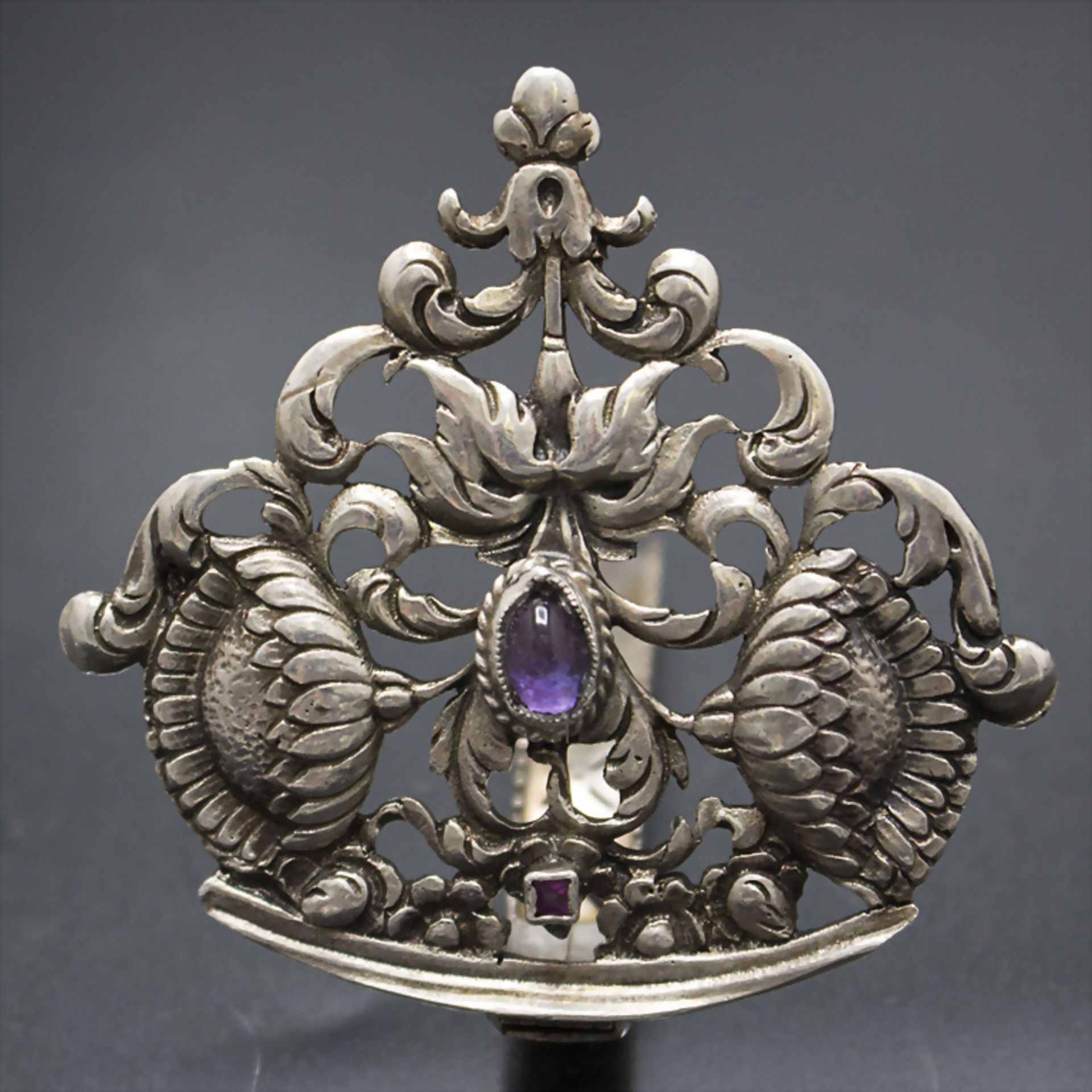 Jugendstil Clip in Silber / A silver Art Nouveau clip, wohl Frankreich, um 1900