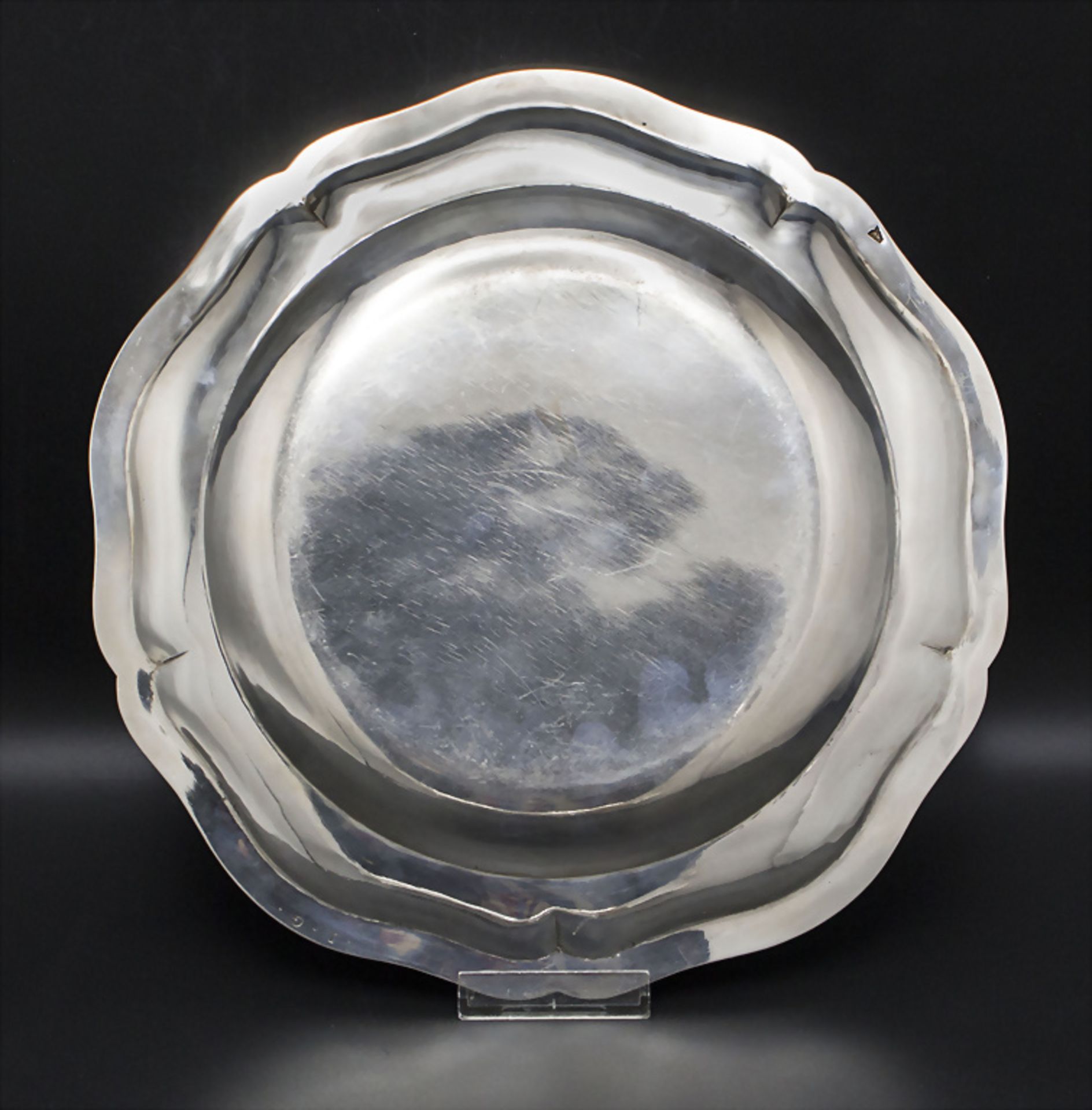 Barock Teller / A Baroque silver plate, Antoine Lucas, Paris, 1781-1789 - Image 4 of 6