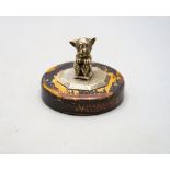 Miniatur Figur 'Bonzo der Hund' / A miniature figurine of 'Bonzo the dog', wohl England, nach 1922