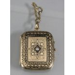 Medaillon-Kettenanhänger / A 14ct gold medallion pendant, deutsch, 19. Jh.