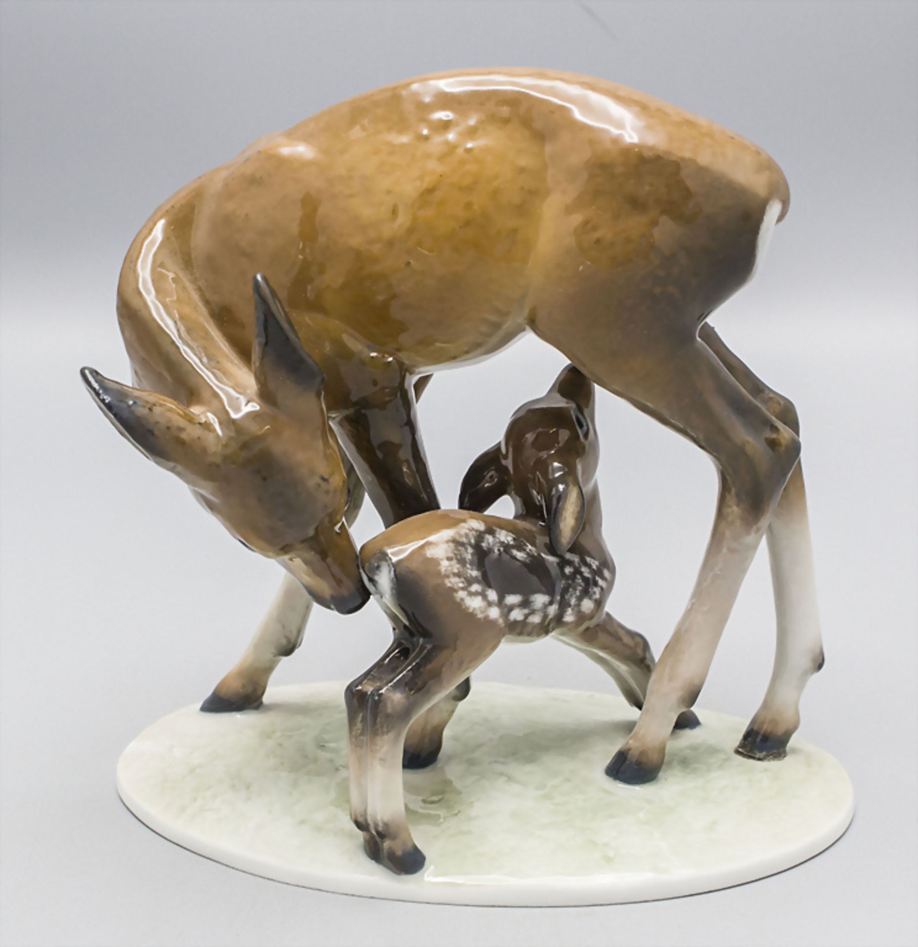 Figur 'Reh mit Kitz' / A deer with a fawn, Rosenthal, Kunstabteilung Selb, 1939 - Bild 2 aus 6