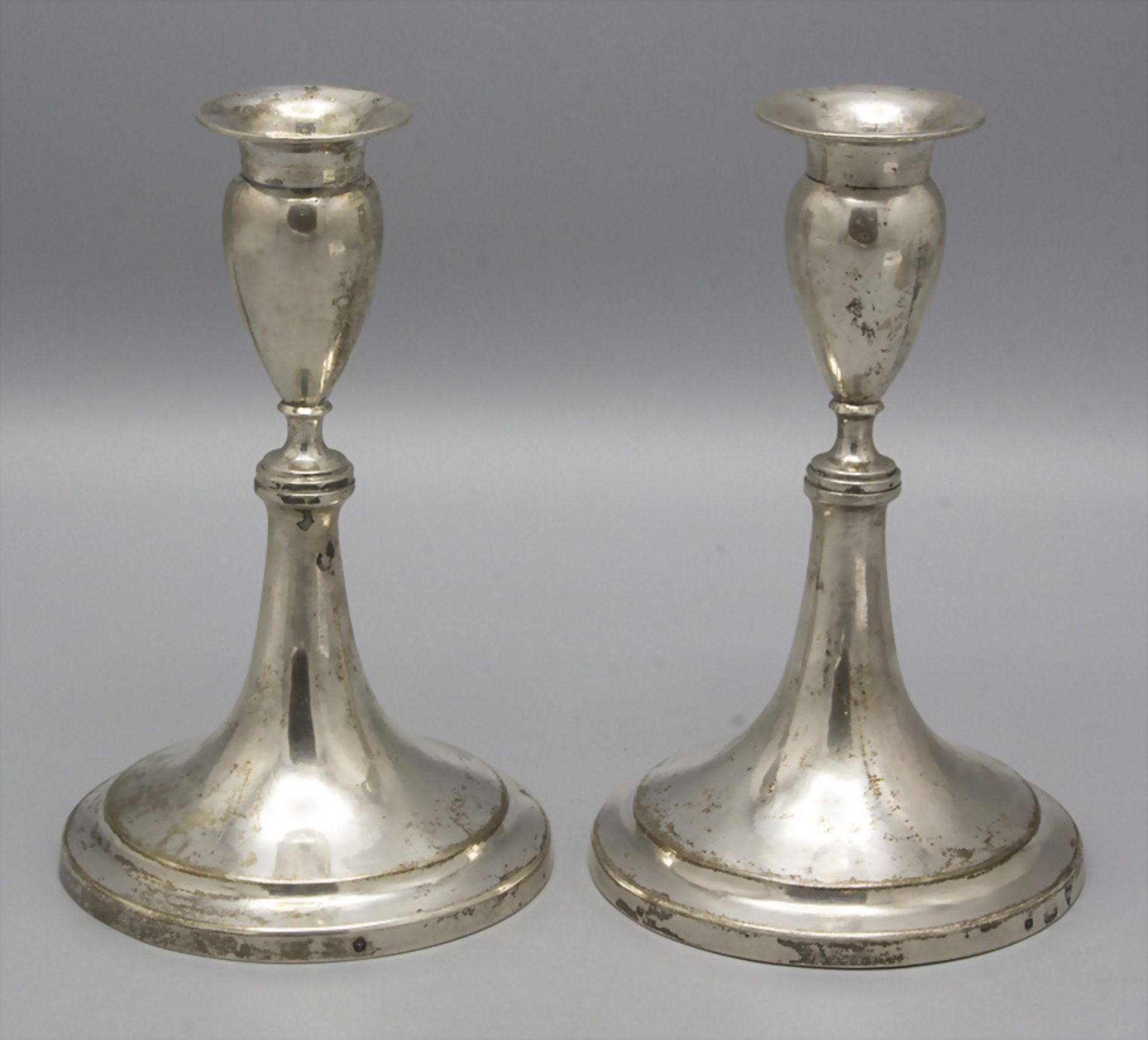 Paar Empire Reiseleuchter / A pair of Empire silver travel candlesticks, Bertold Gerder, Wien, 1818