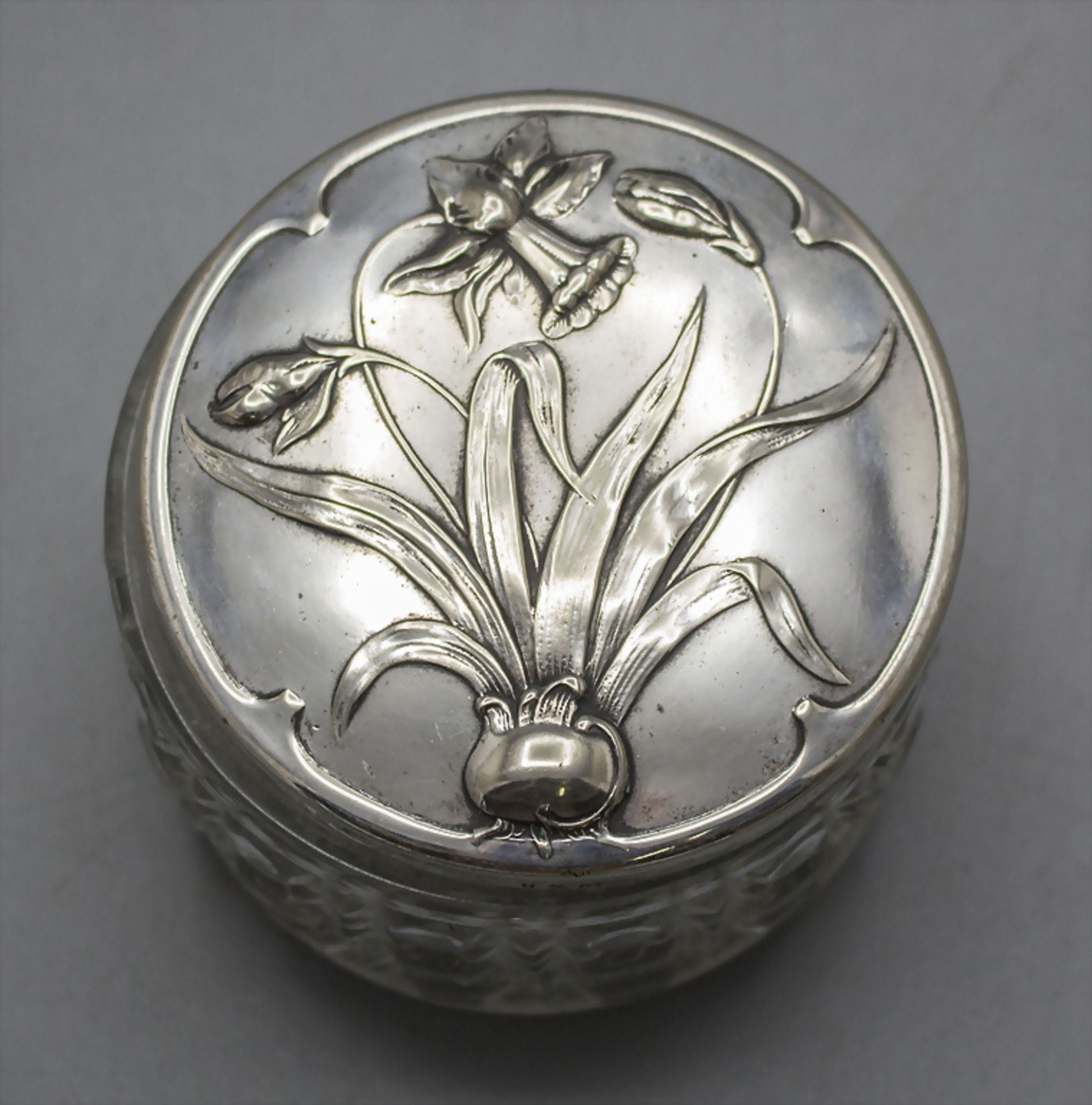 Jugendstil Handspiegel u. Puderdose mit Osterglocken / An Art Nouveau mirror and a lidded box ... - Image 6 of 7