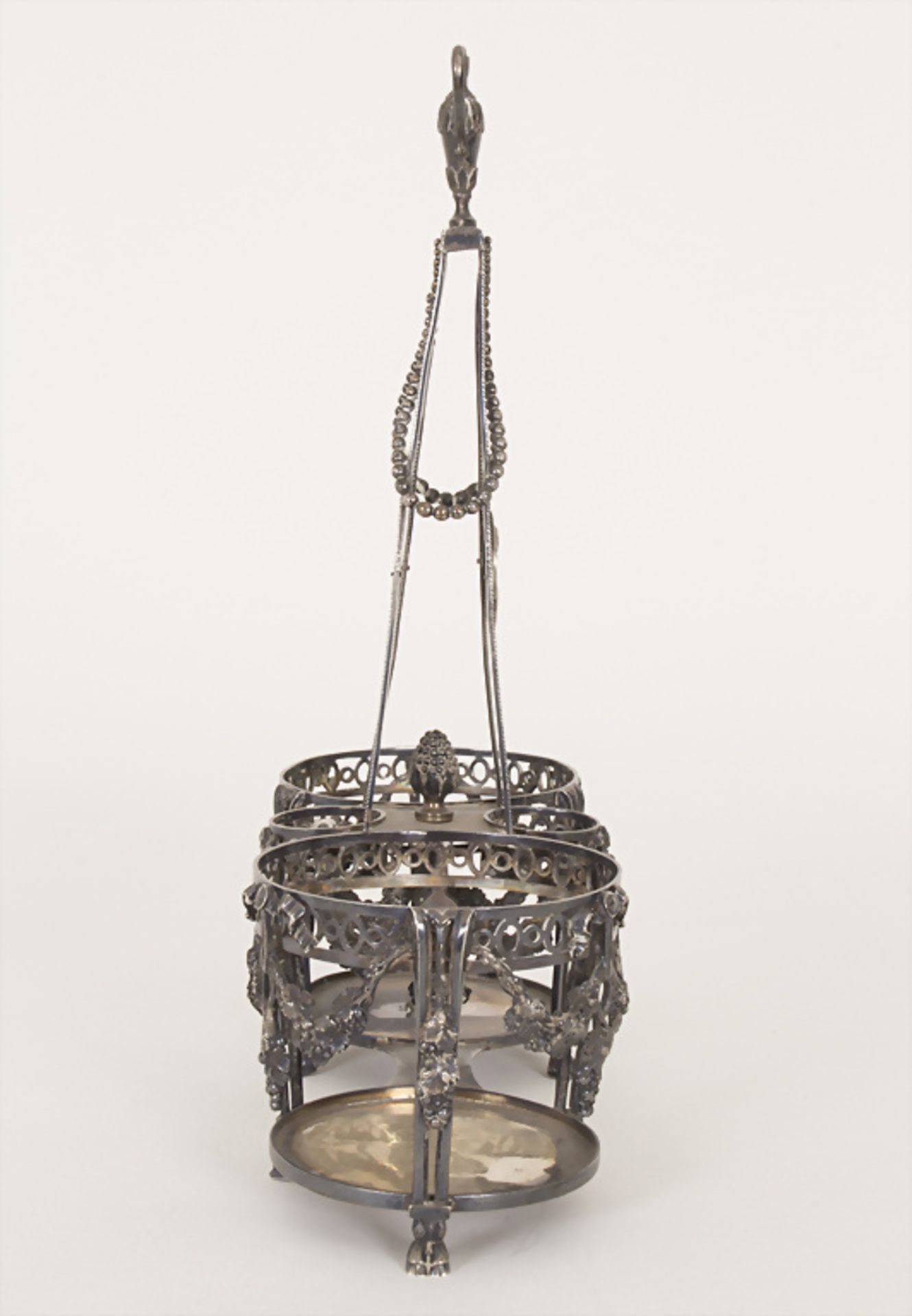 Louis-Seize Menage / A Louis-seize silver cruet stand, Namur, 1789 - Bild 4 aus 9