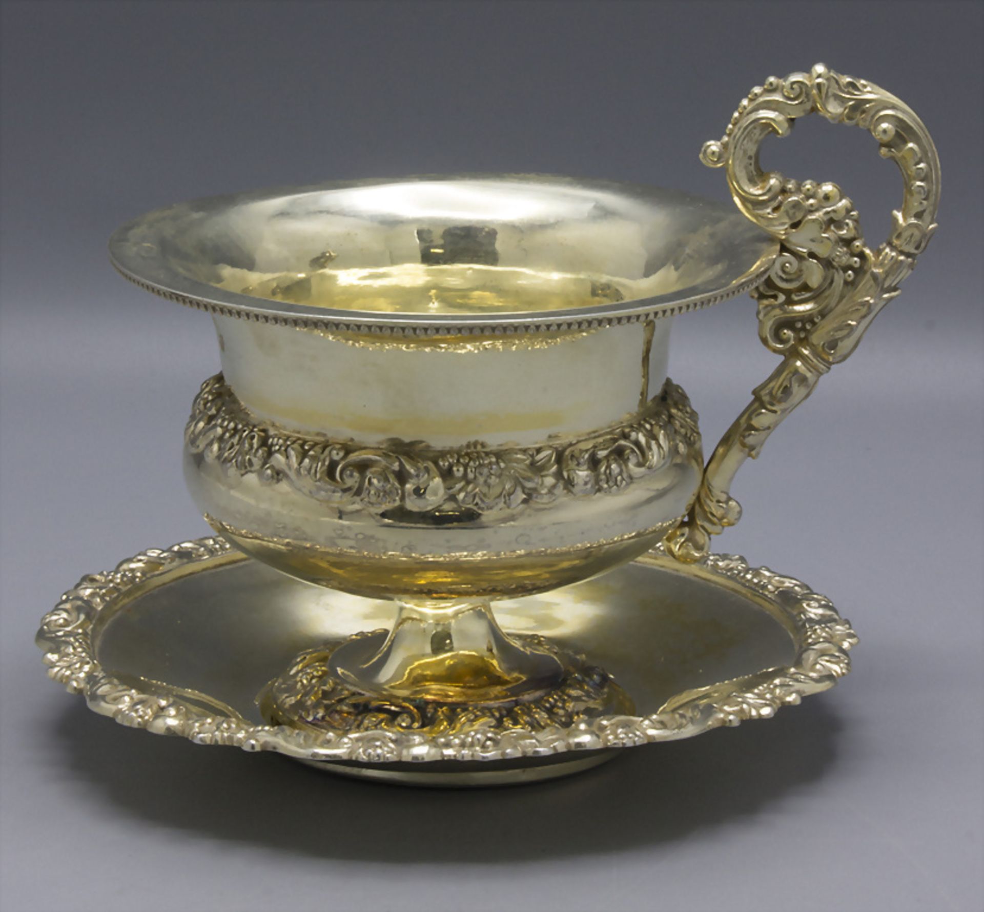 Louis-Philippe Tasse mit Untertasse / A silver cup and saucer, Jean Francois Veyrat, Paris, ...