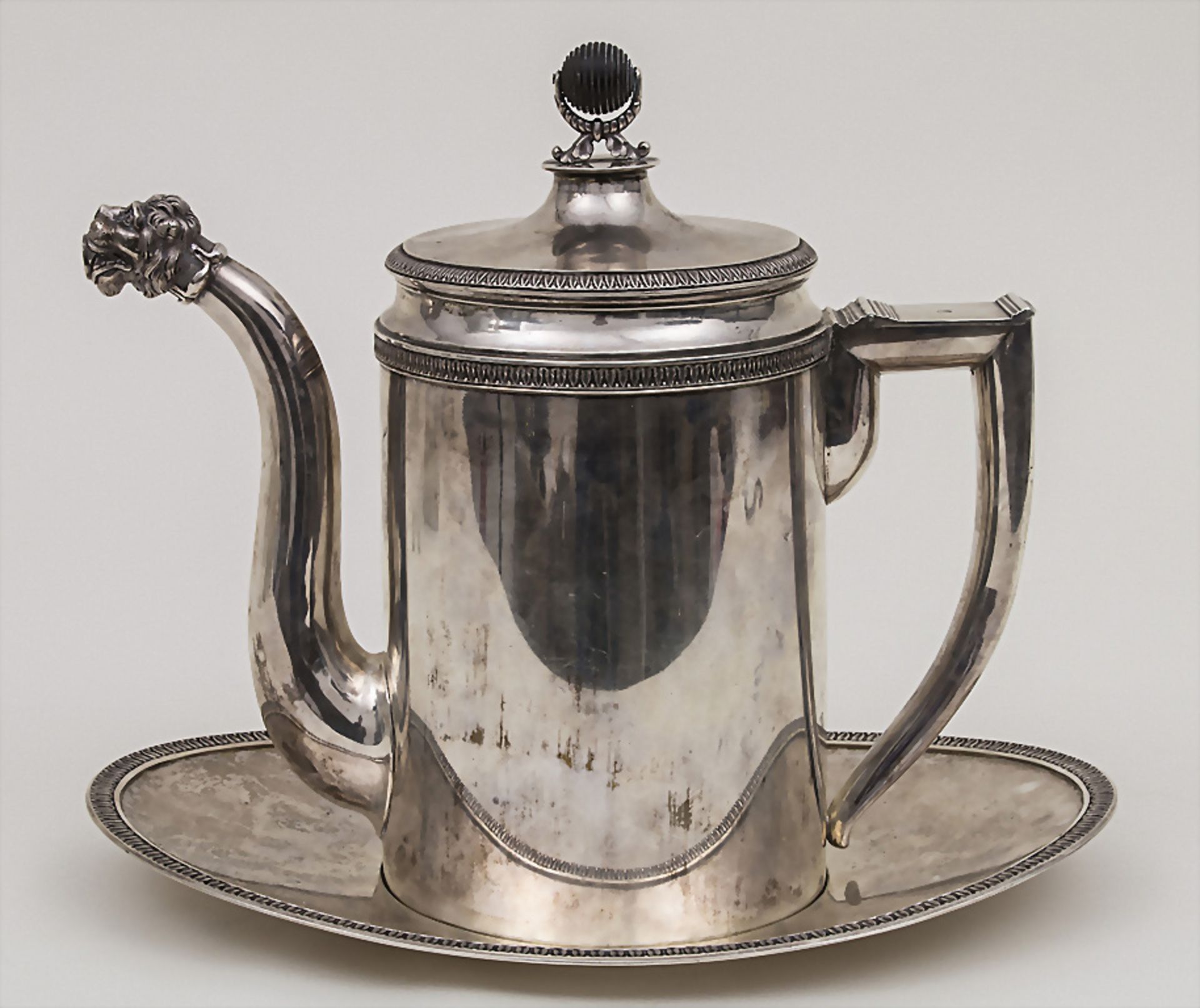 Empire Kaffekanne mit Présentoir / A coffee pot with plate, Schweiz, um 1810