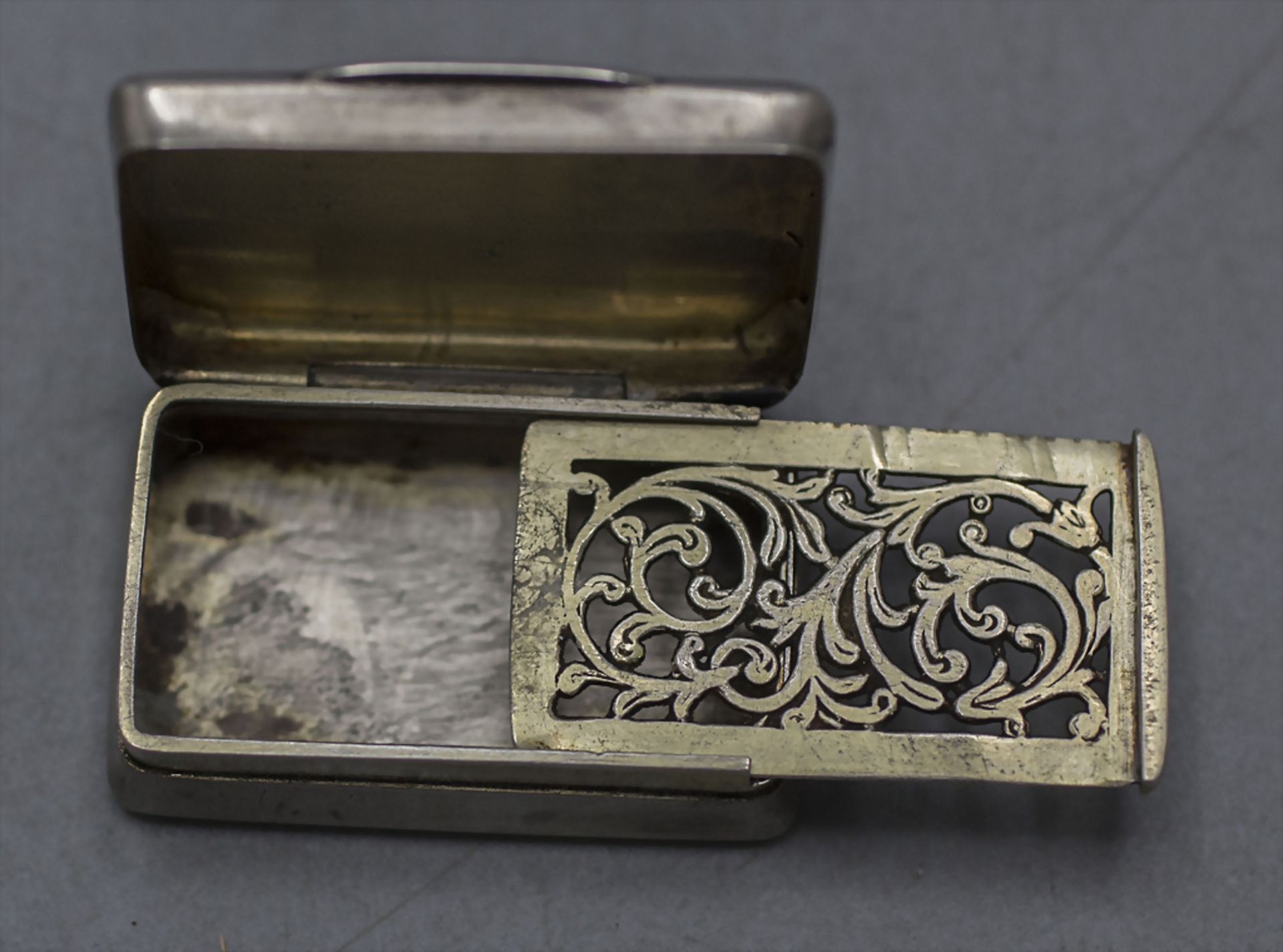 Riechsalzdose / A silver vinaigrette, wohl England, 19. Jh. - Image 2 of 4