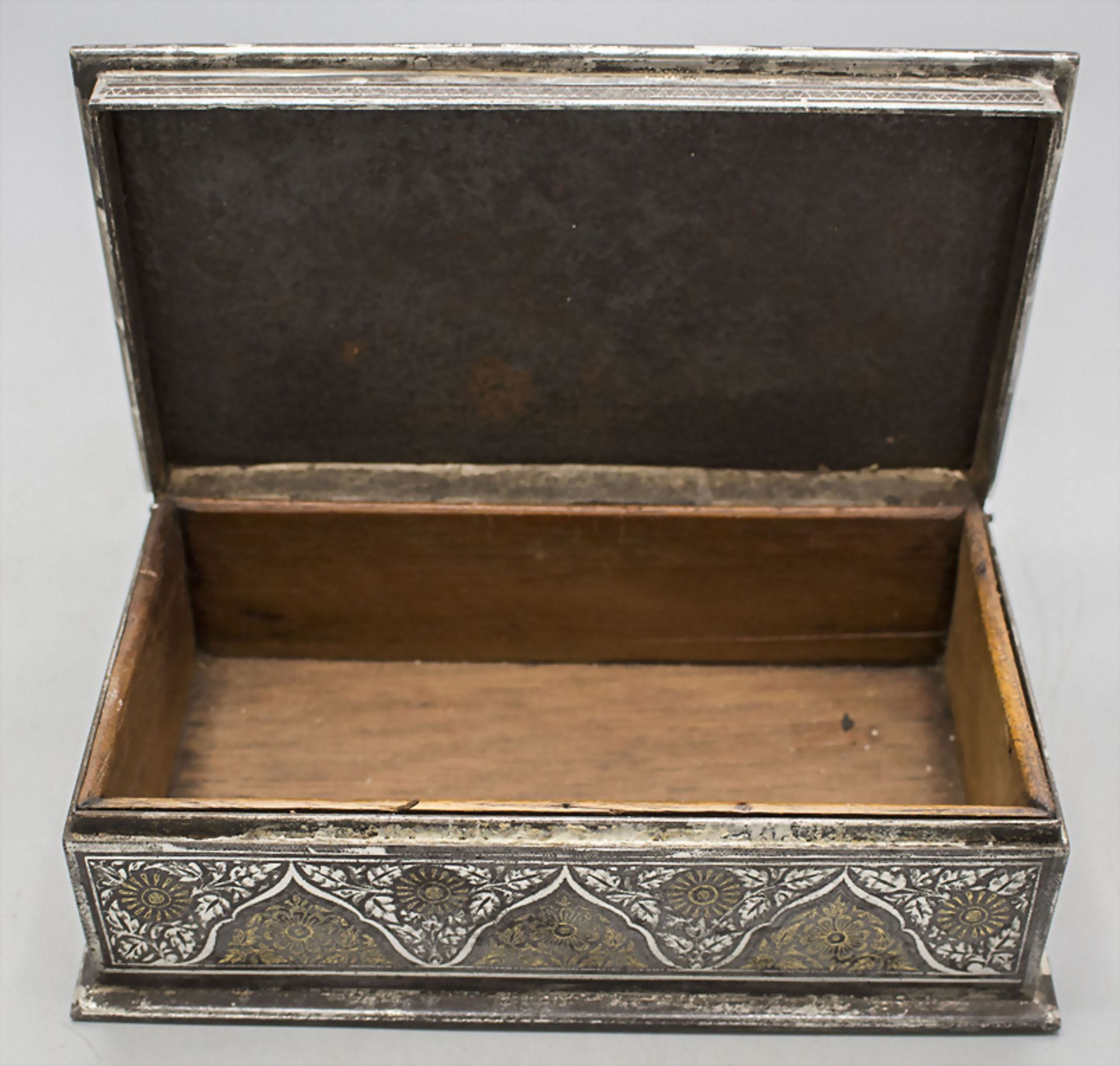 Orientalische Schatulle / An Oriental box, 19./20. Jh. - Bild 4 aus 6