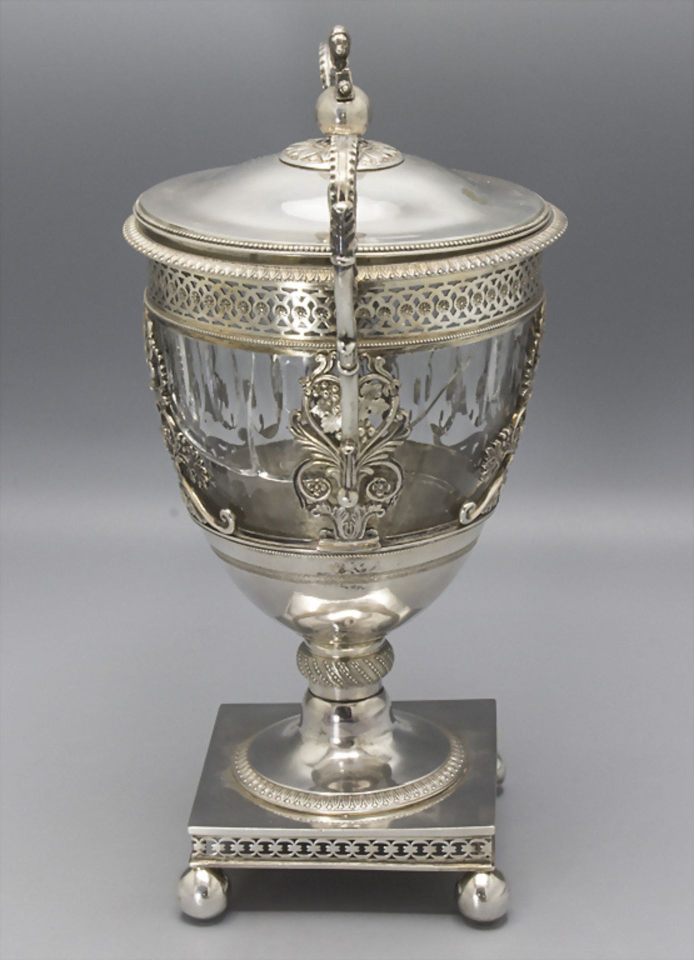 Empire Bonbonniere / An Empire silver bowl, Jérémie Paris, Paris, 1806-1809 - Image 2 of 14