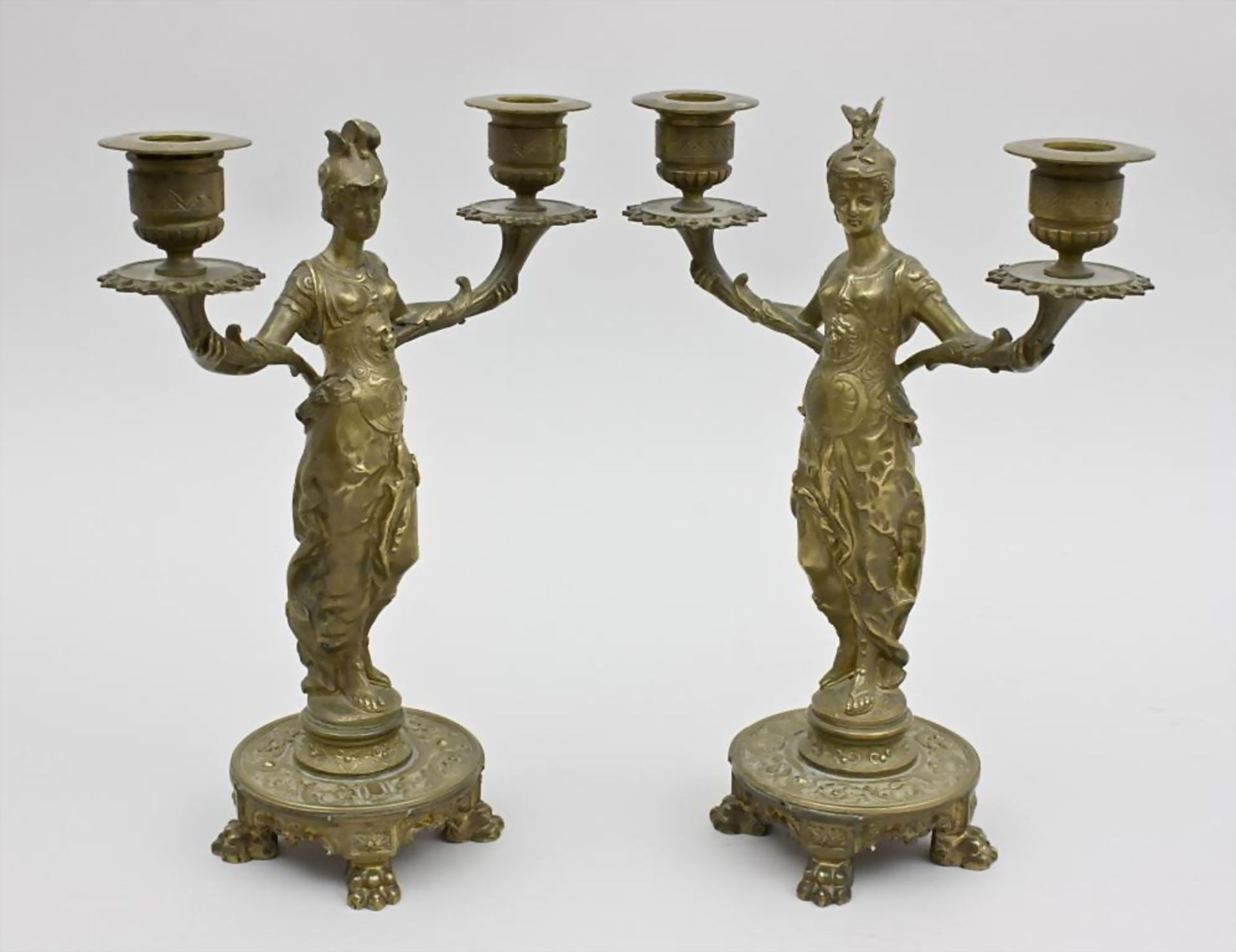 Figürlicher Kerzenleuchter/Figural Bronze Candleholder Depicting A Female Warrior , ...