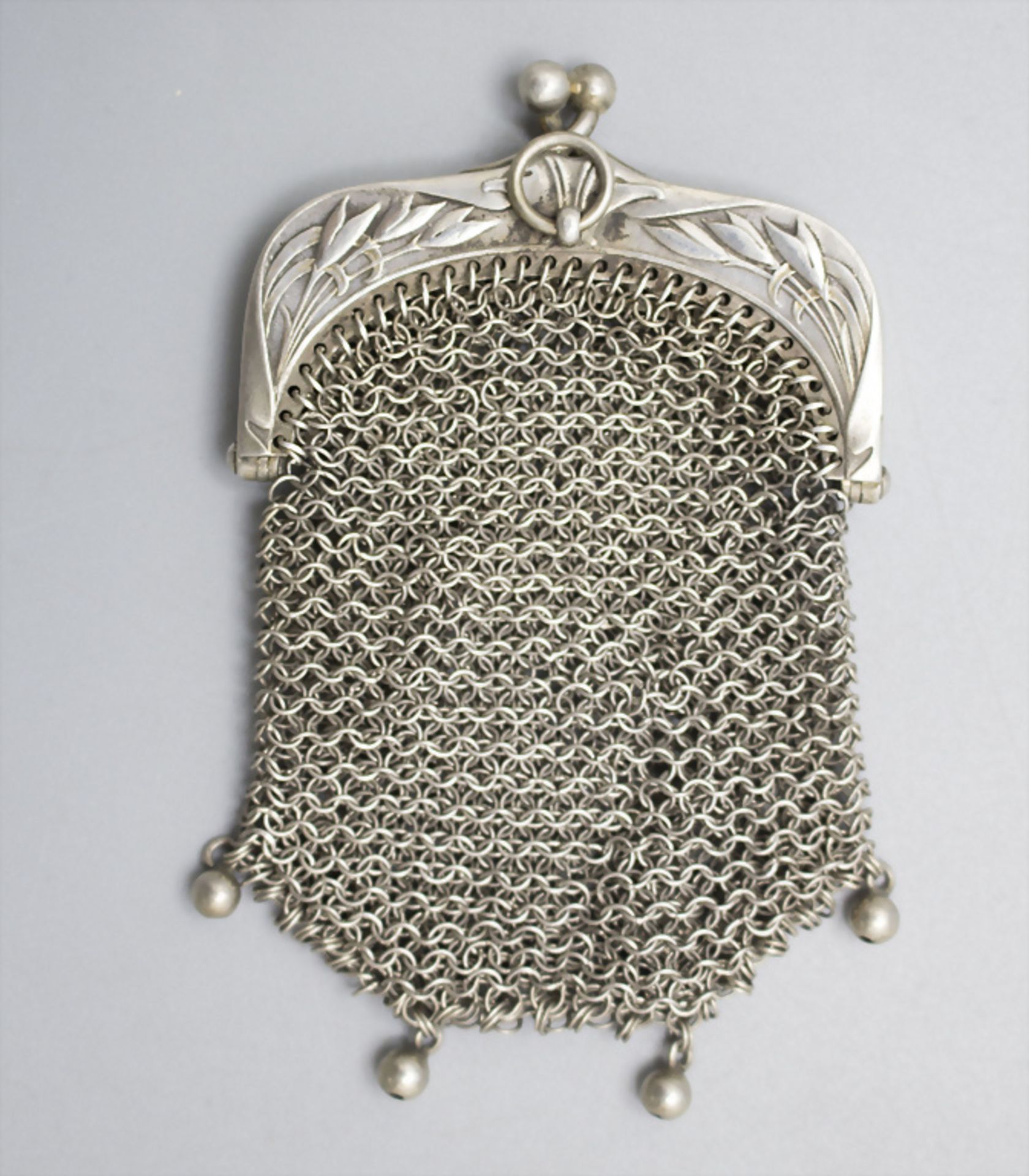 Kleines Jugendstil Täschchen / Börse in Silber / An Art Nouveau silver purse, Frankreich, um 1900 - Bild 2 aus 3