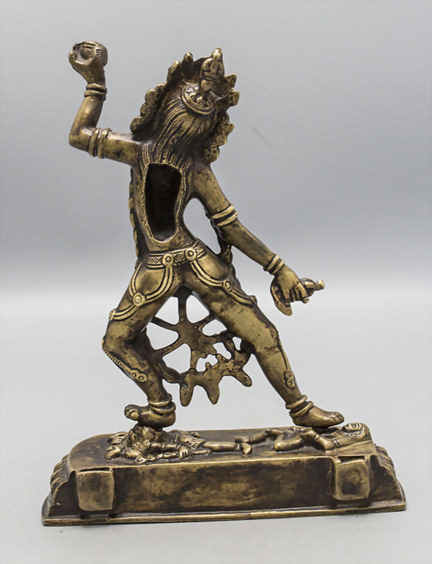 Bronzeplastik Vajrayogini / A bronze figure 'Vajrayogini', Tibet, 17./18. Jh. - Image 3 of 4