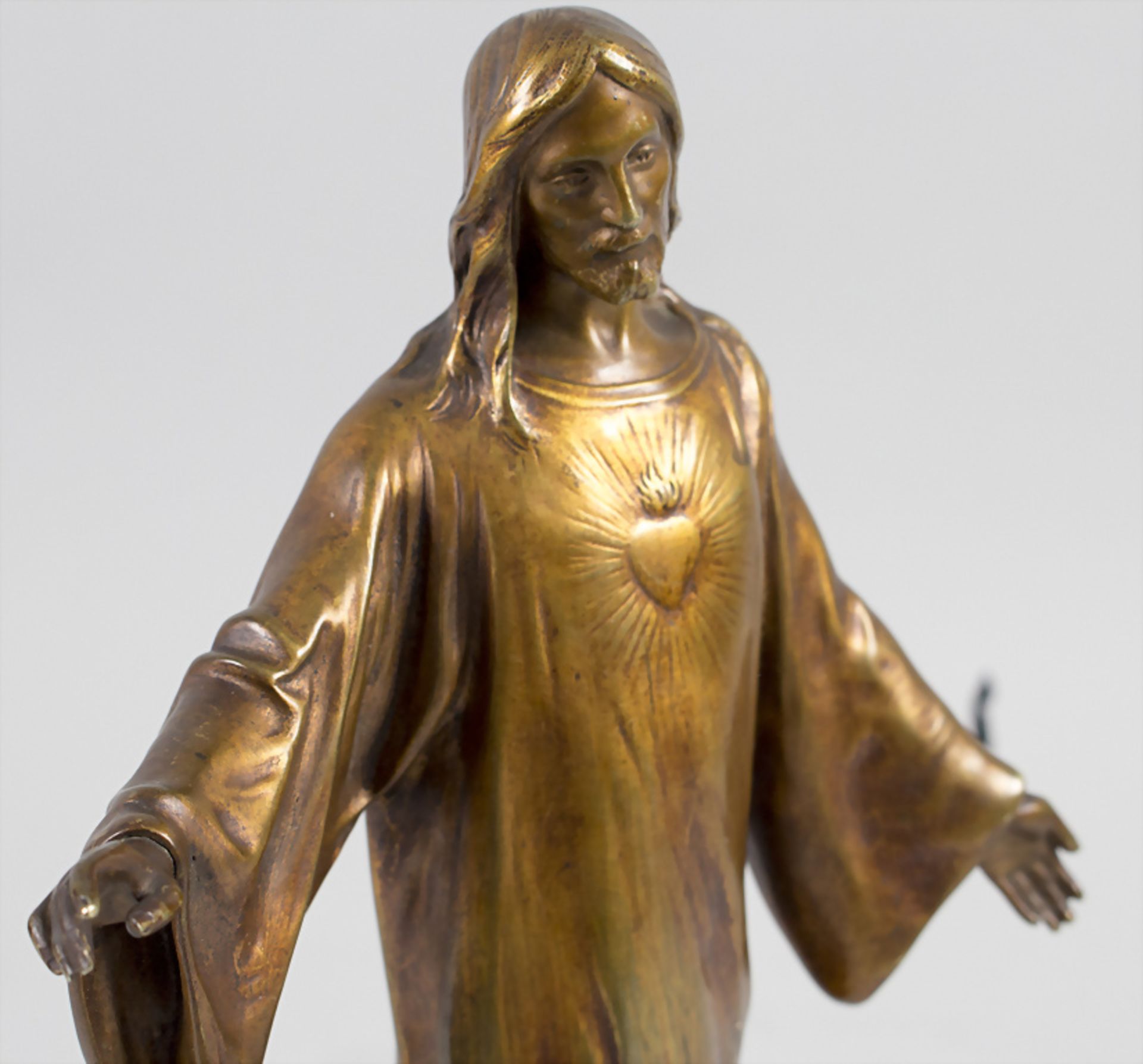 Paul Jean-Baptiste Gasq (1860-1944), Herz-Jesu Skulptur / A heart of Jesus sculpture, Paris, ... - Image 5 of 8