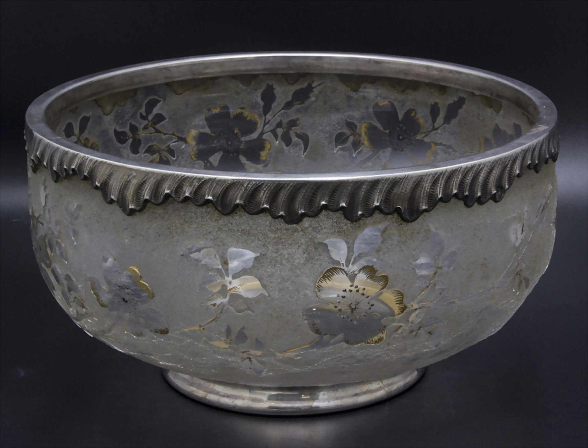 Jugendstil Schale mit Silbermontur / An Art Nouveau fruit bowl with silver mount, Daum Frères, ...