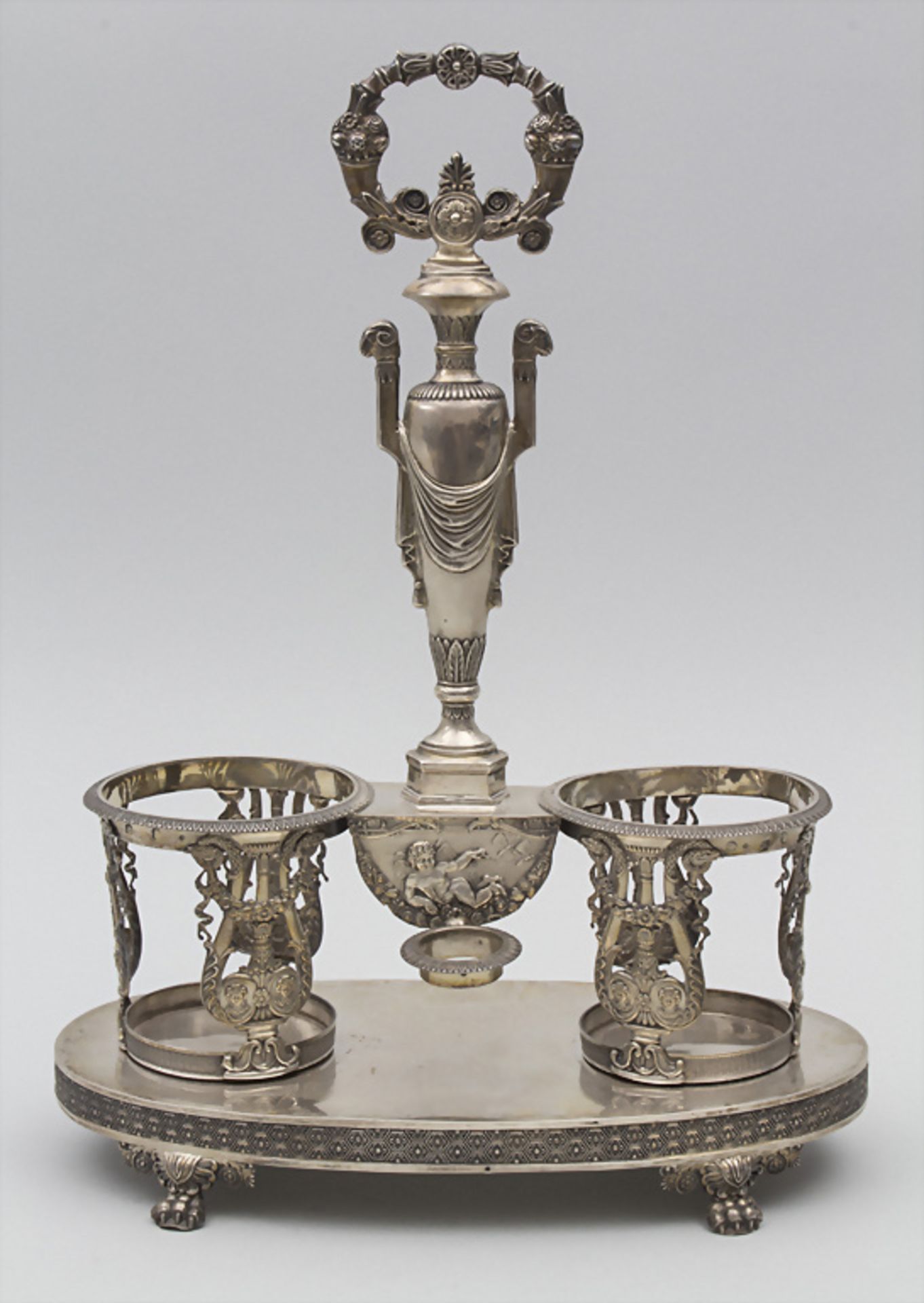 Empire Menage / An Empire silver cruet stand, Frankreich, 1819-1938